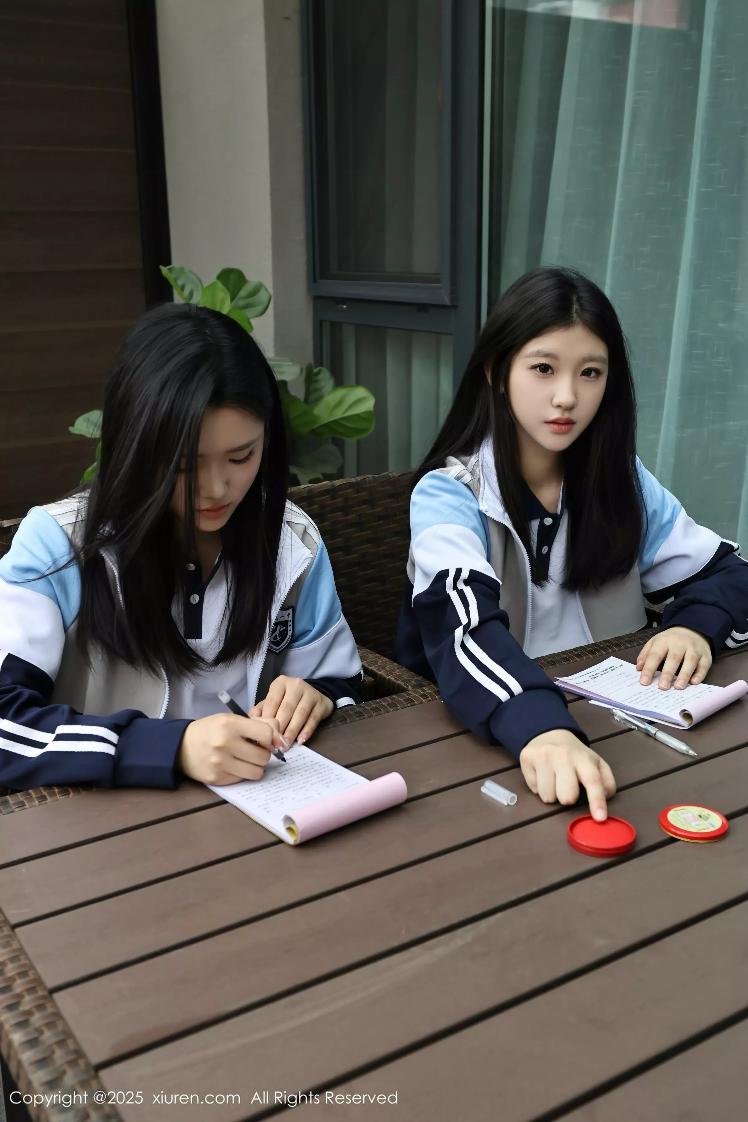 秀人集.com_[XiuRen秀人网]No.10288_模特合集美女小芭乐性感蓝色校服露白色内衣秀曼妙身姿诱惑写真73P