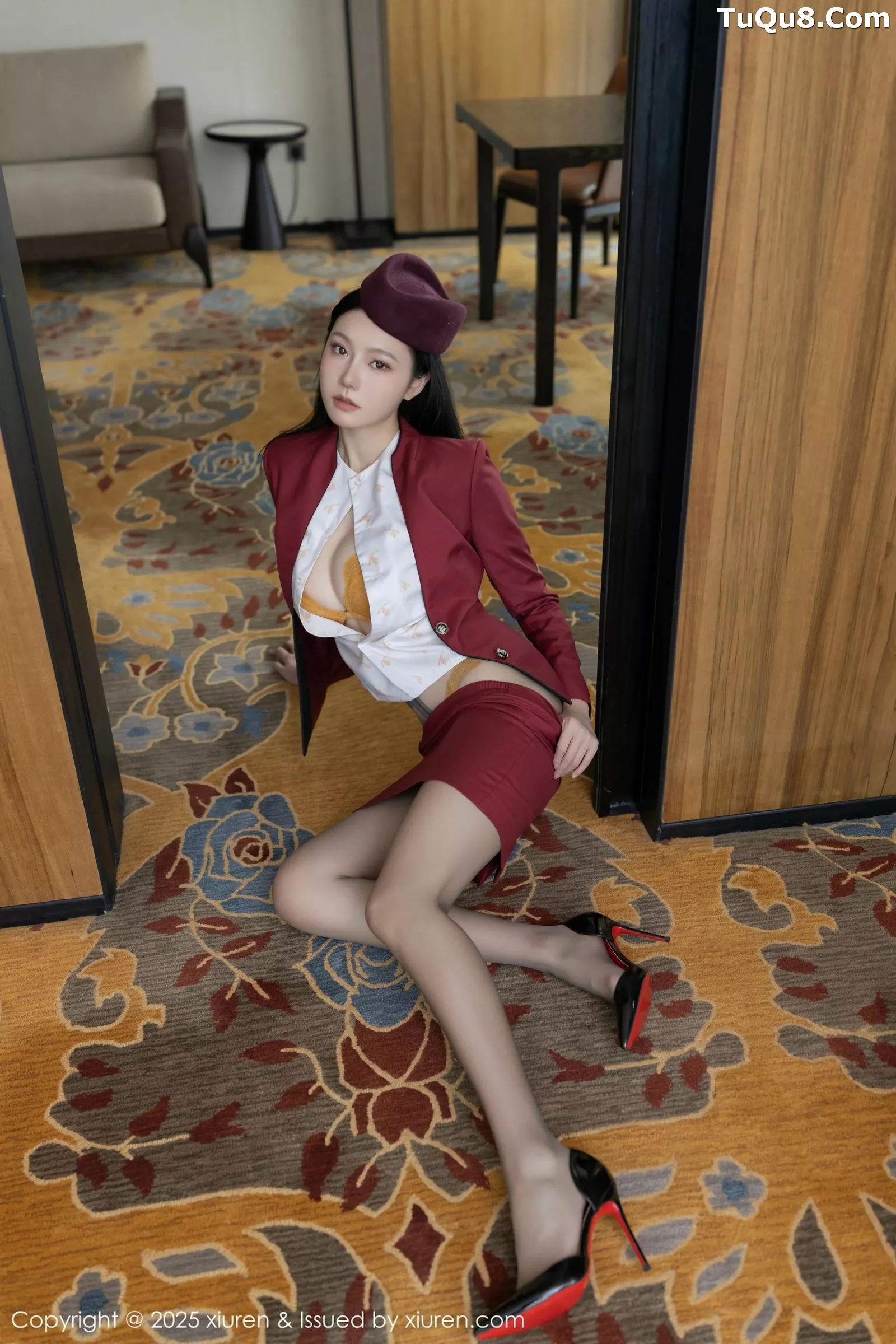 秀人集.com_[XiuRen秀人网]No.10333_模特安然anran红色空姐制服露黄色蕾丝内衣秀完美身材诱惑写真80P