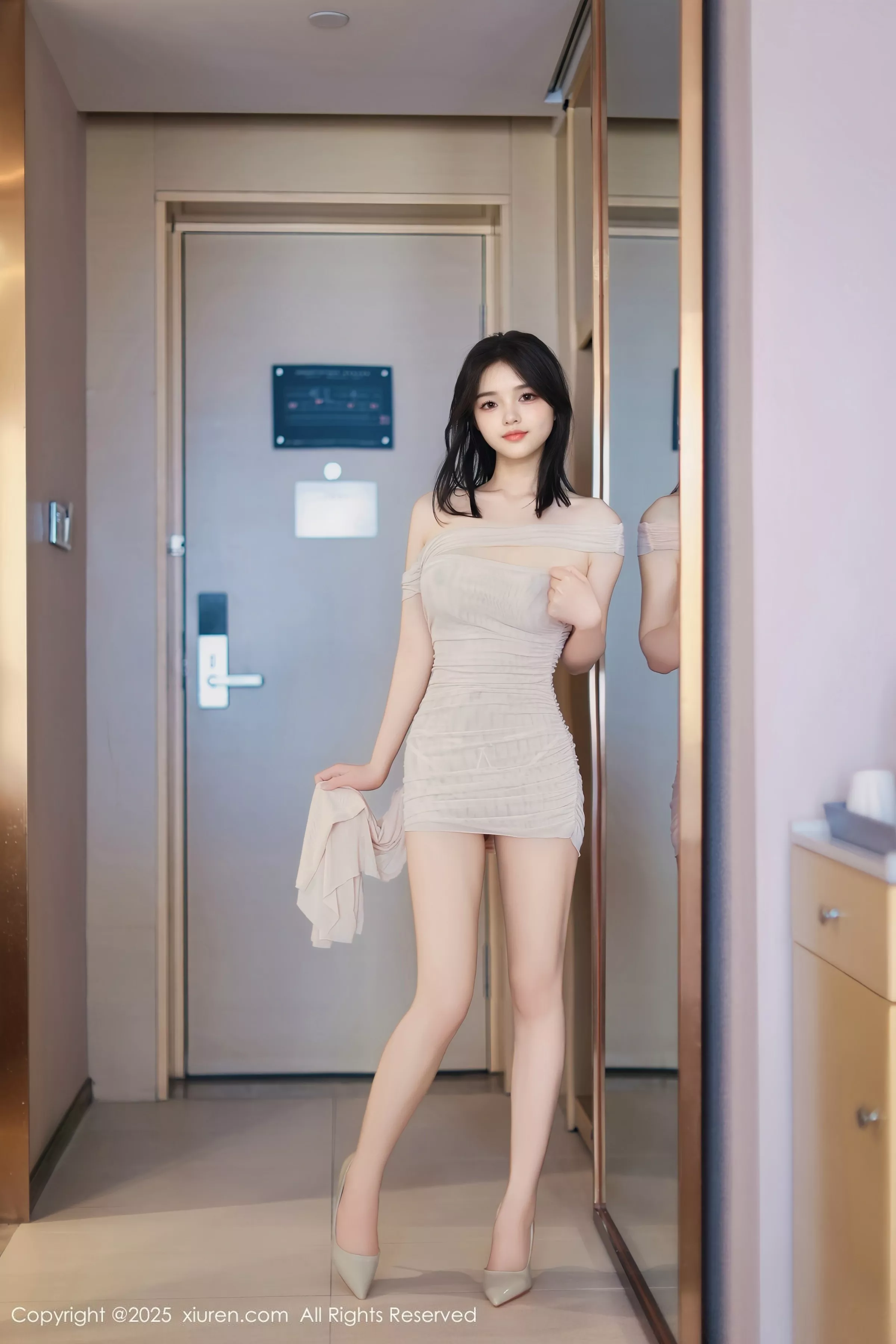 秀人集.com_[XiuRen秀人网]No.10344_新人模特苏软软性感紫色薄纱包臀裙半脱秀凹凸身材撩人诱惑写真88P