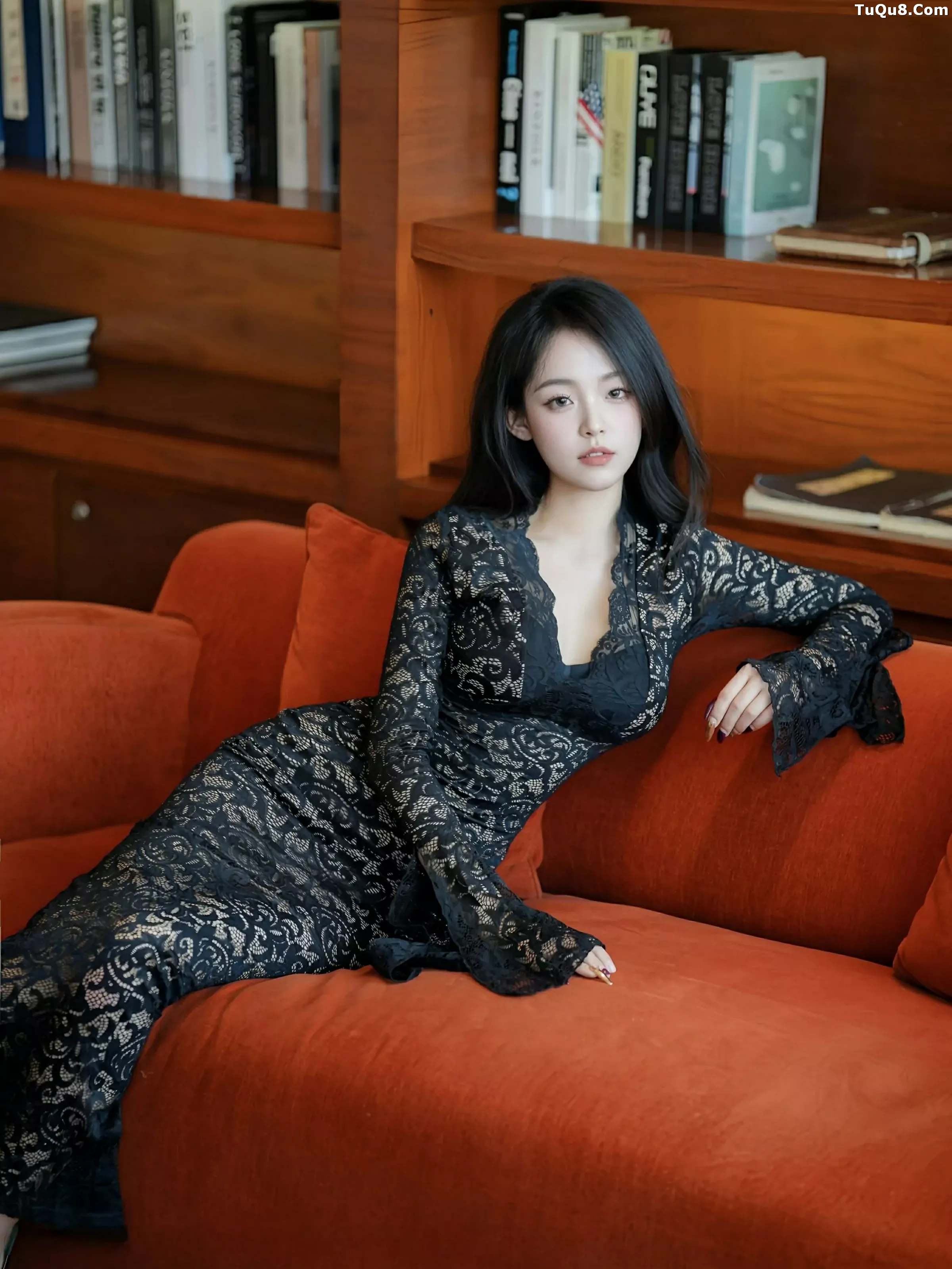 秀人集.com_[XiuRen秀人网]No.10360_模特白琮瑗性感黑色蕾丝长裙半撩露白色内衣秀修长美腿诱惑写真61P