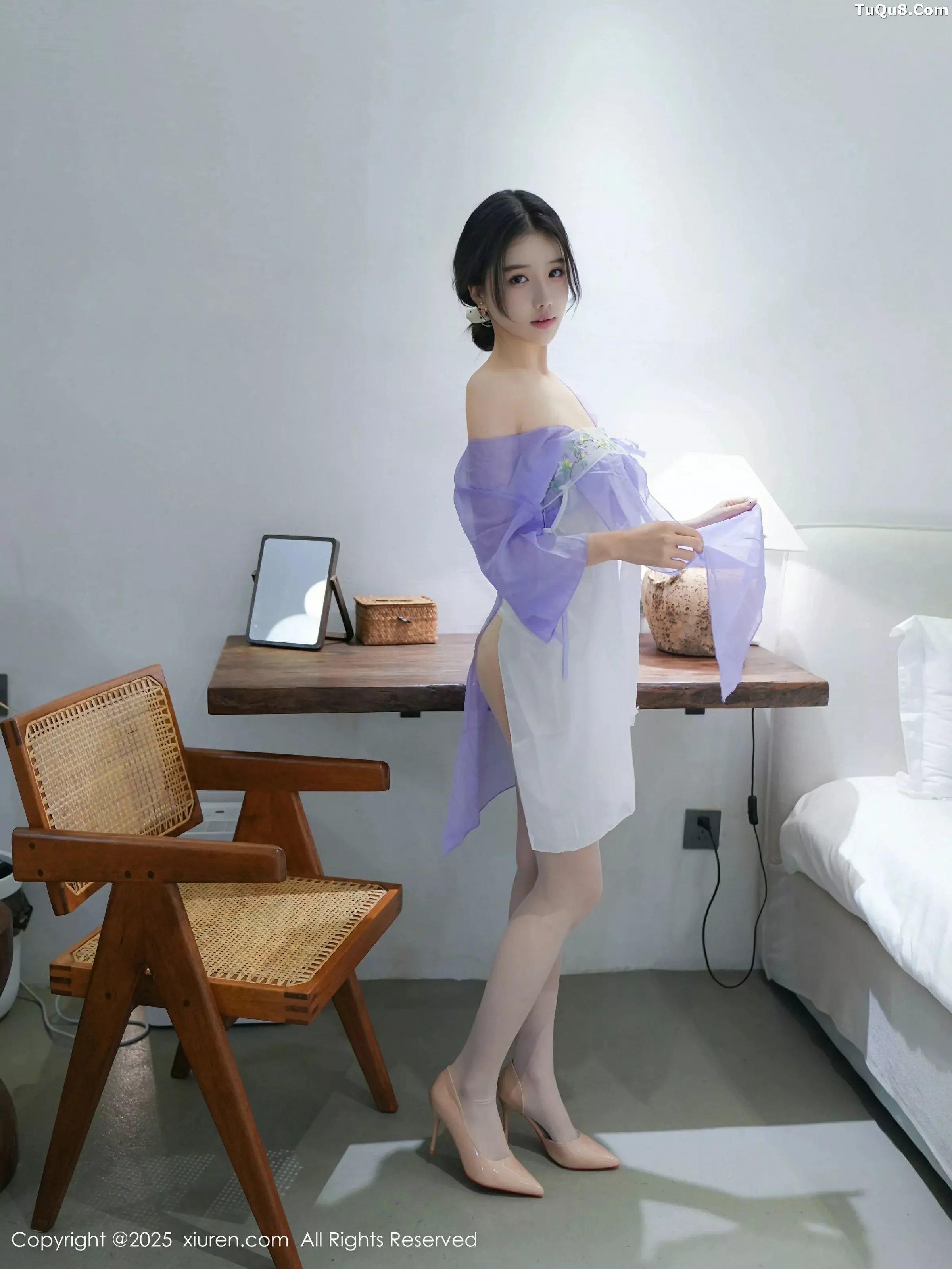 秀人集.com_[XiuRen秀人网]No.10376_模特袁圆紫色薄纱汉服露白色内衣配白丝袜秀曼妙身姿诱惑写真72P