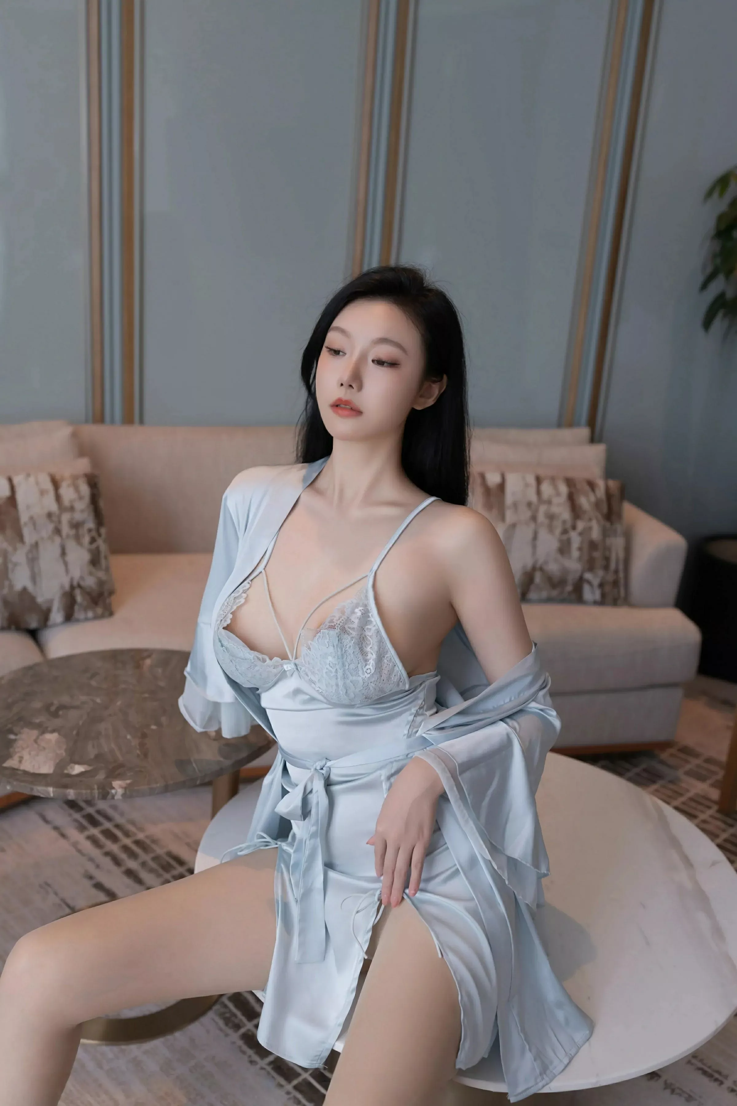 秀人集.com_[XiuRen秀人网]No.10390_模特安然anran性感蓝色吊带睡裙配肉色丝袜秀曼妙身姿诱惑写真80P