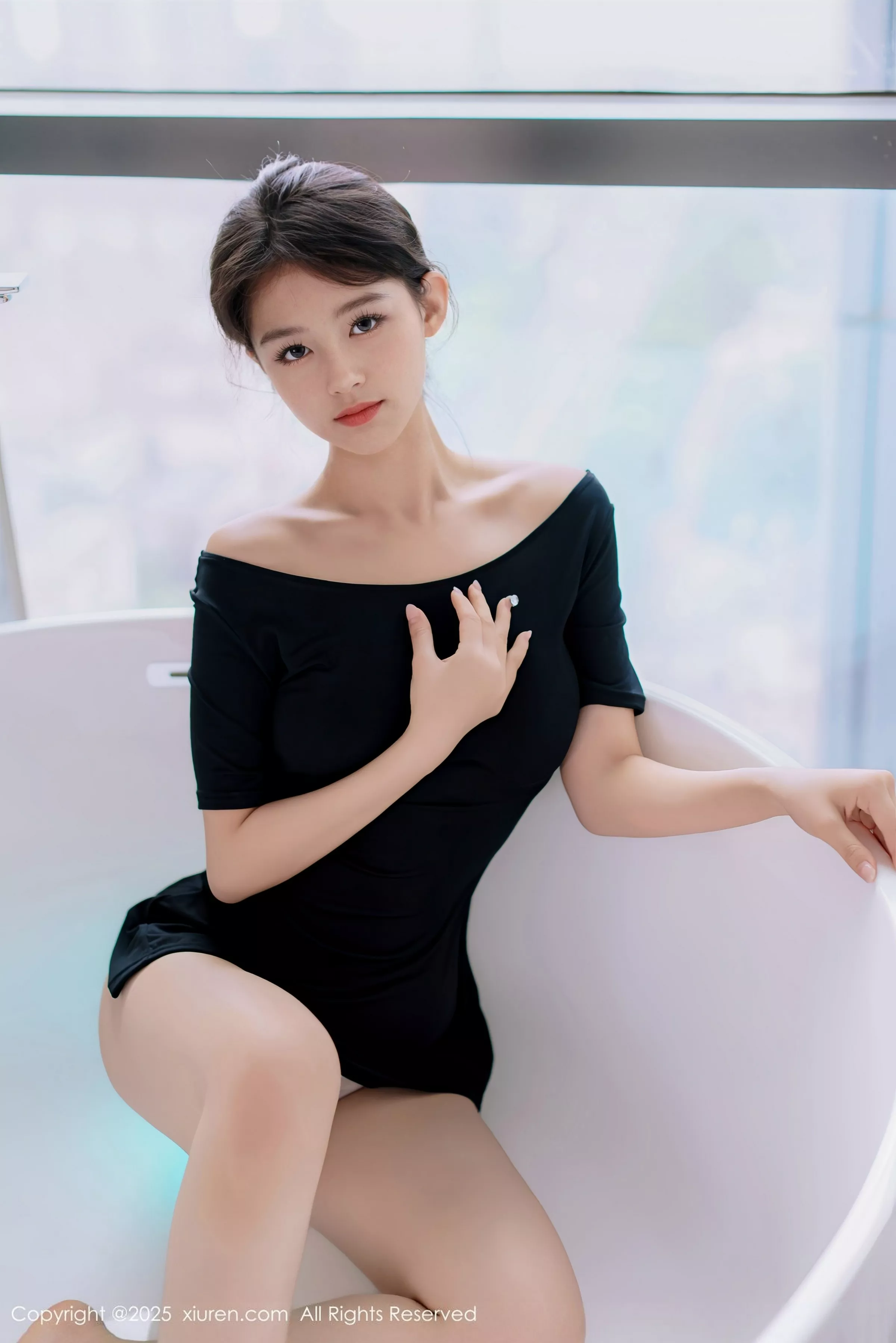 秀人集.com_[XiuRen秀人网]No.10426_模特小橘子orange性感黑色连衣短裙露丁字裤秀曼妙身姿诱惑写真86P