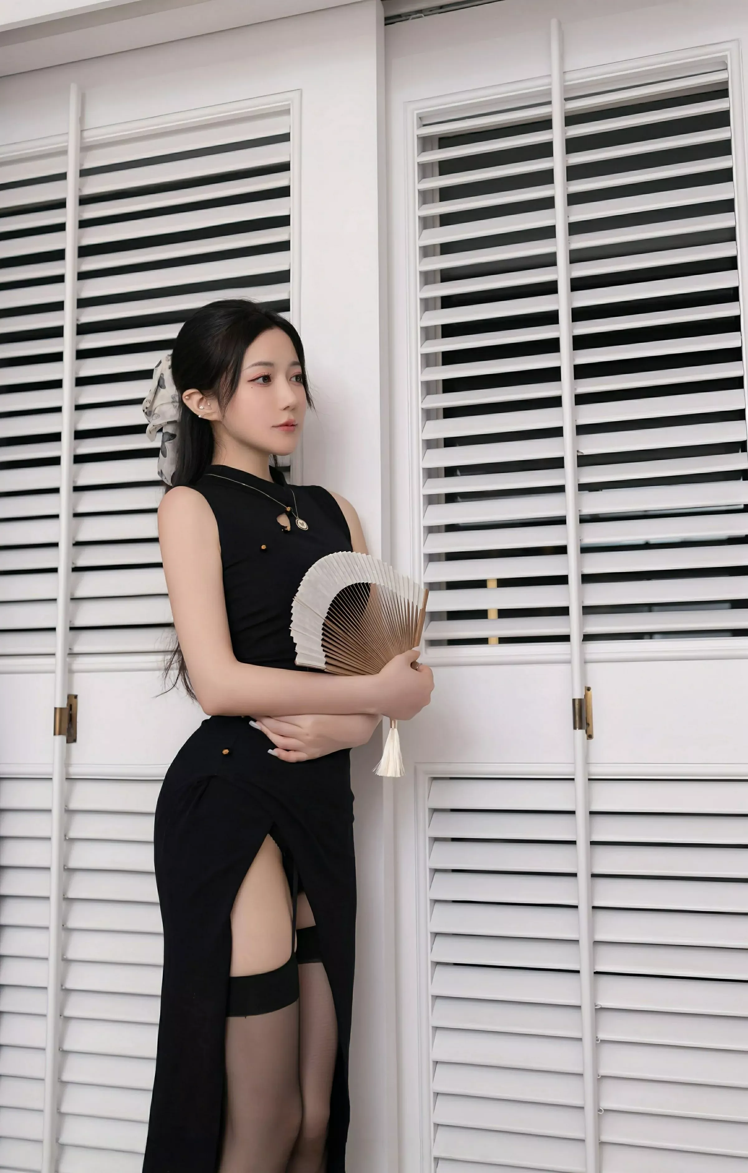 秀人集.com_[XiuRen秀人网]No.10480_模特鱼子酱Fish性感黑色连衣长裙露黑色内衣秀婀娜身段诱惑写真80P