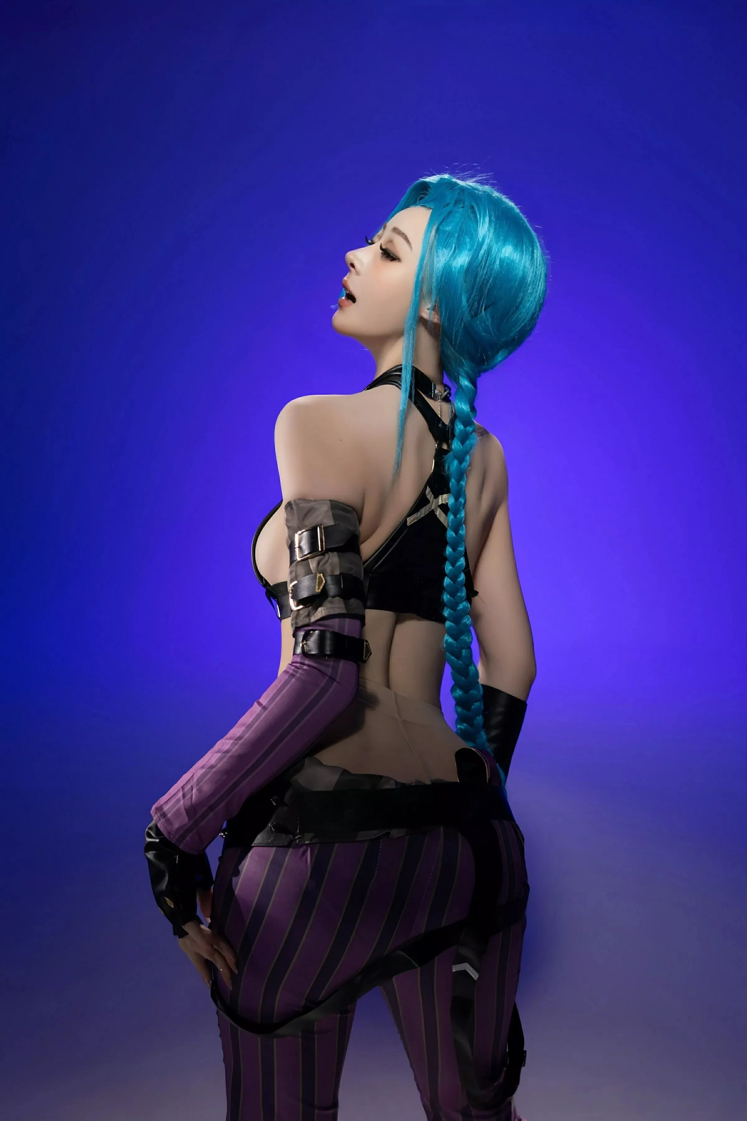 秀人集.com_[XiuRen秀人网]No.10479_模特小逗逗性感Cosplay装扮配肉色丝袜秀曼妙身姿迷人诱惑写真79P