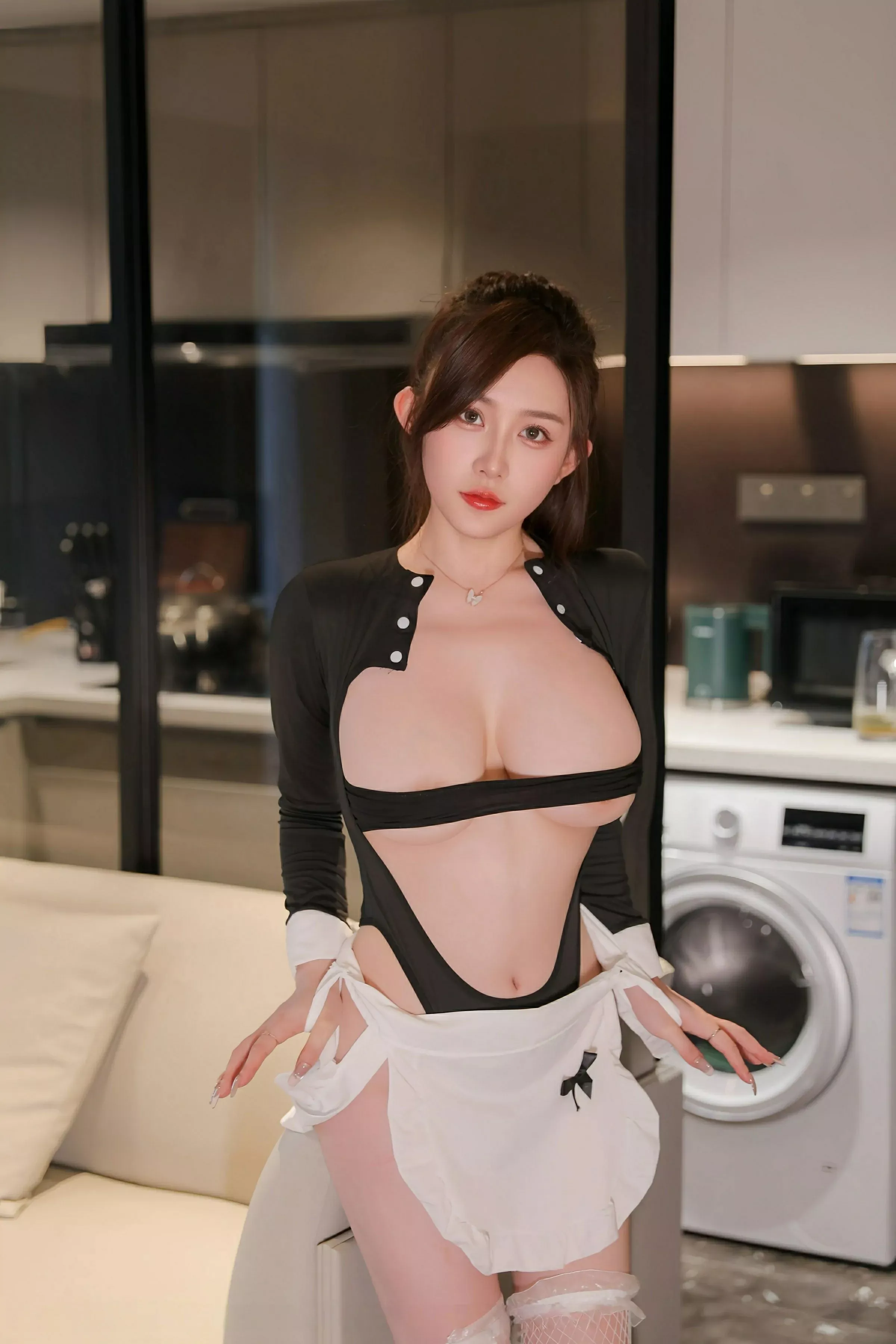 秀人集.com_[XiuRen秀人网]No.10478_模特奶油猫呀私房性感黑白女仆装配白丝网袜秀丰腴身材诱惑写真72P