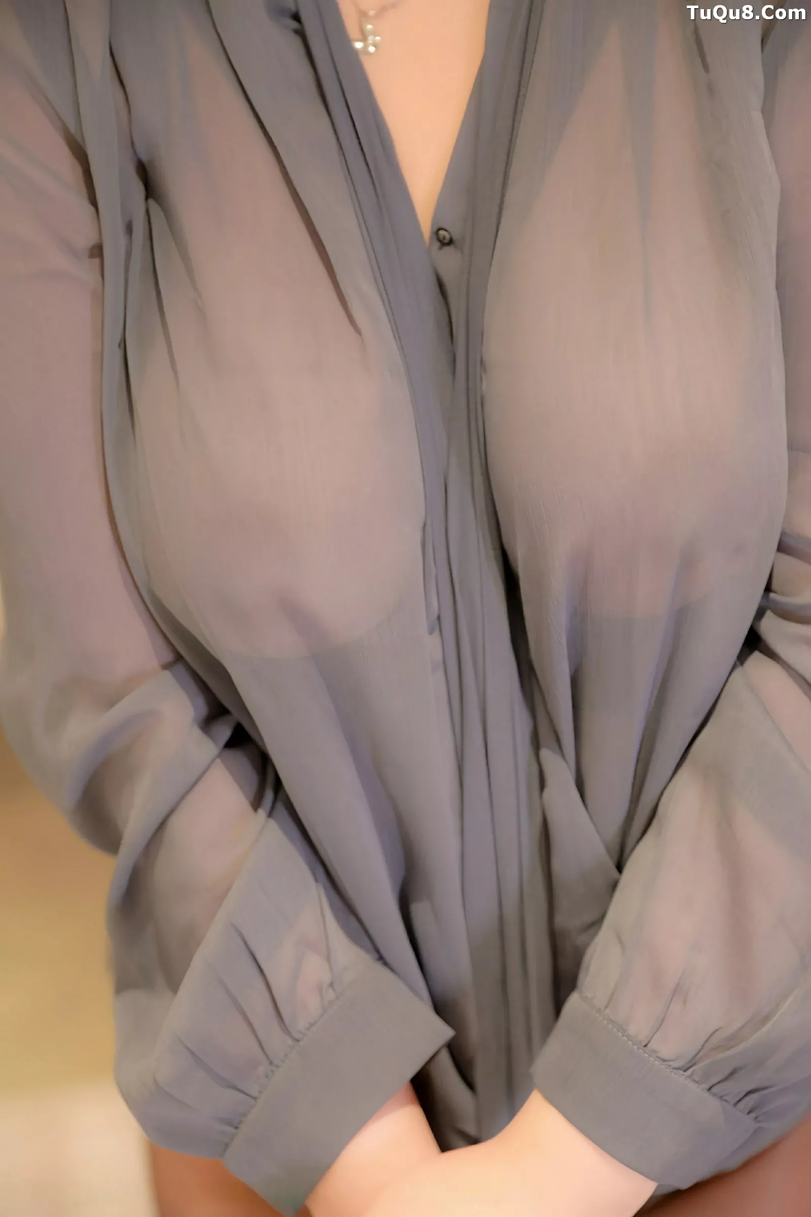 秀人集.com_[XiuRen秀人网]No.10484_模特蛋蛋宝性感OL服饰露黑色蕾丝内衣配超薄黑丝秀美腿诱惑写真83P