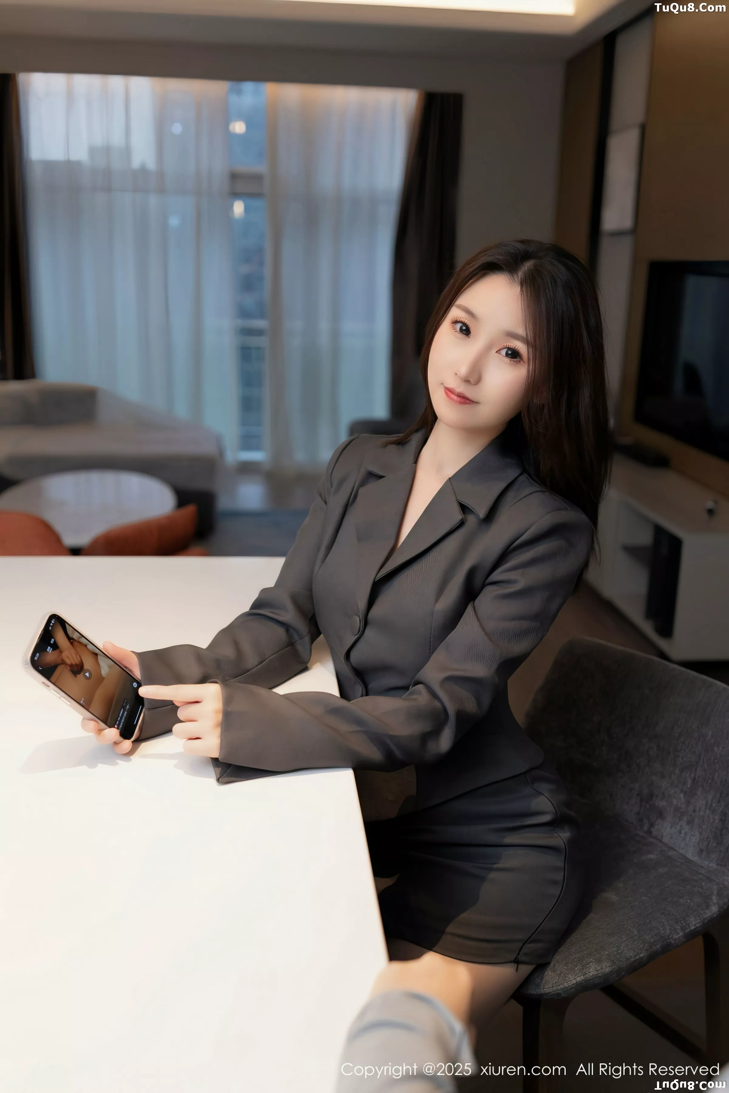 秀人集.com_[XiuRen秀人网]No.10497_模特杏子Yada性感白色薄透内衣配灰色丝袜秀曼妙身姿诱惑写真83P