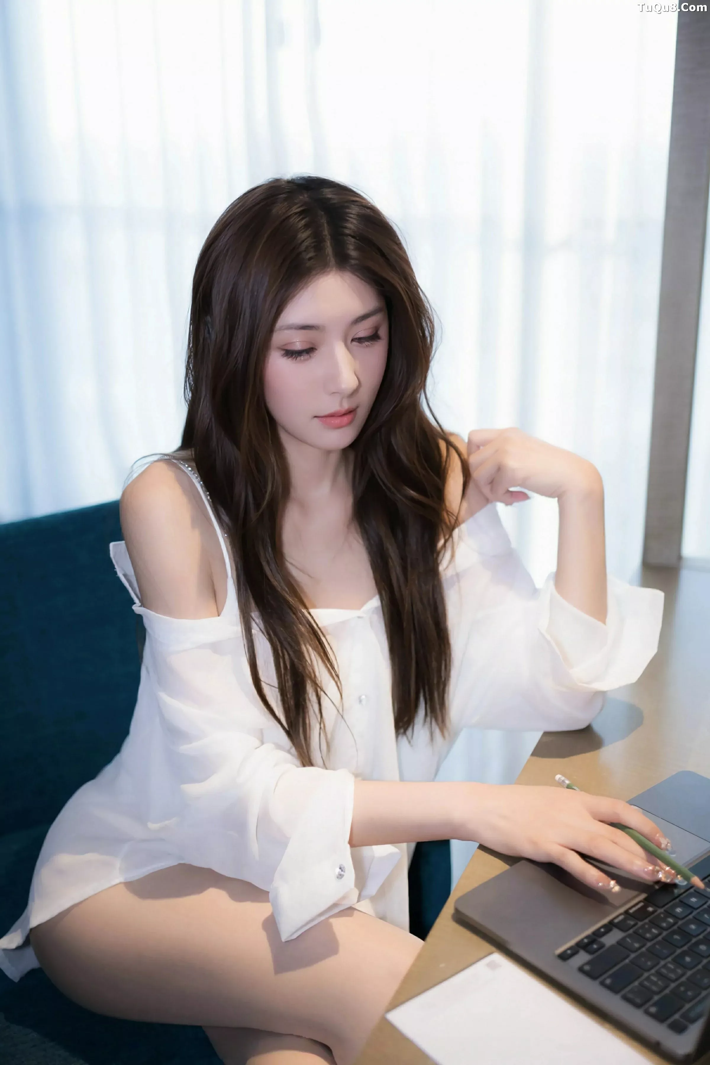 秀人集.com_[XiuRen秀人网]No.10502_模特悦兮浴室场景性感白T衬衫配超薄肉丝湿身秀惹火身材诱惑写真68P