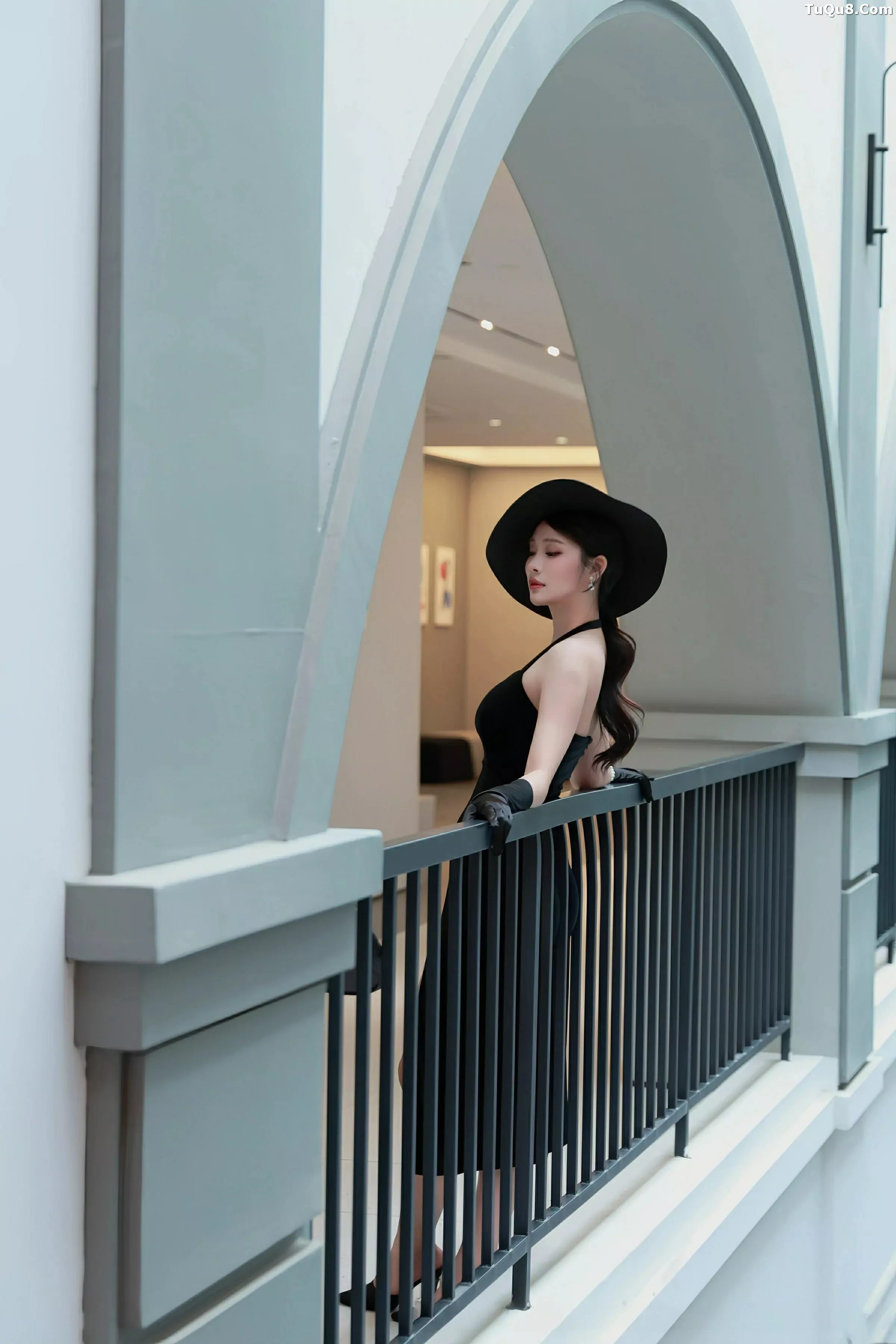 秀人集.com_[XiuRen秀人网]No.10509_模特南乔性感黑色连衣裙+紫色情趣内衣秀柔美身姿撩人诱惑写真89P