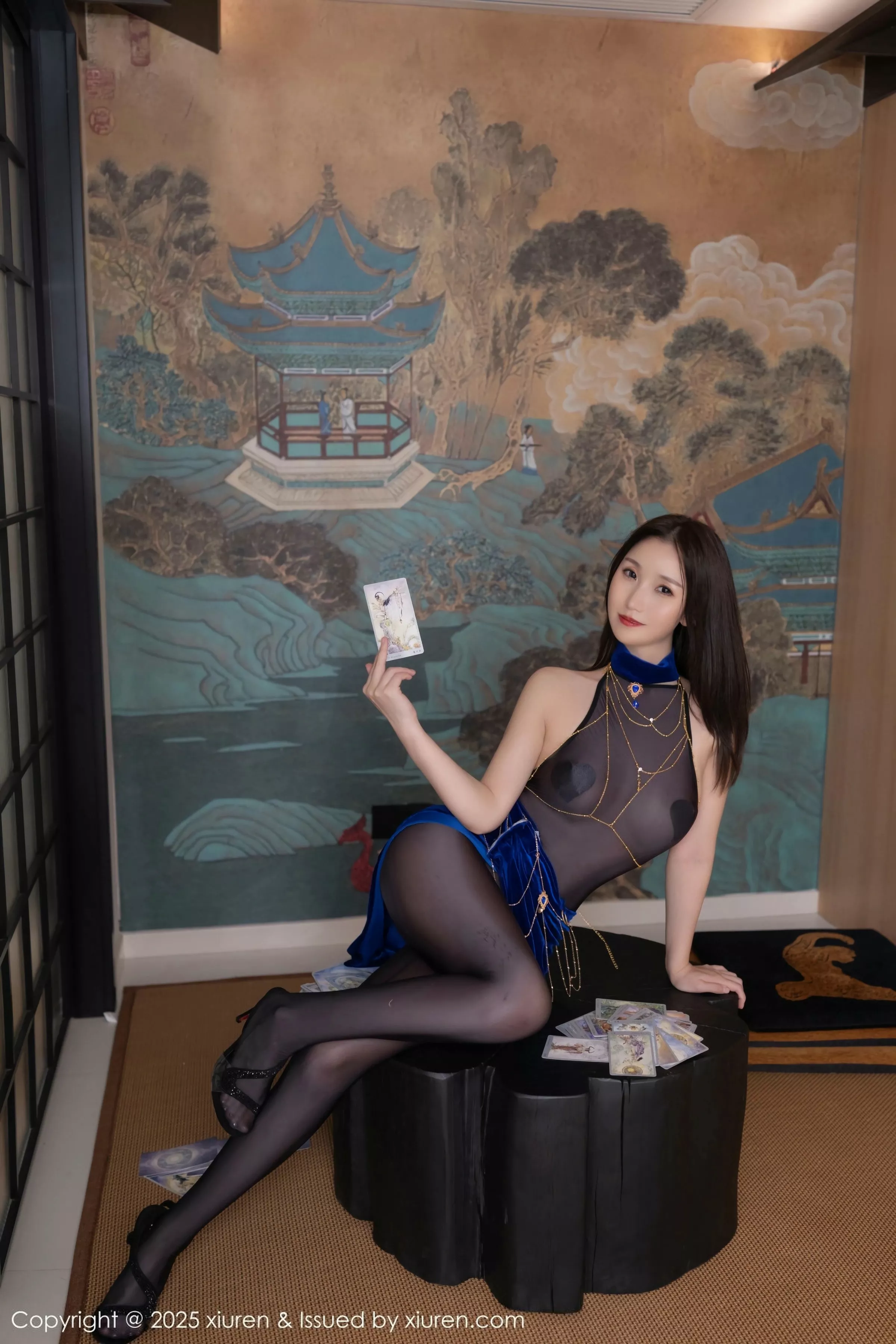 秀人集.com_[XiuRen秀人网]No.10529_模特杏子Yada女巫扮演性感连体薄透黑丝秀曼妙身姿诱惑写真82P