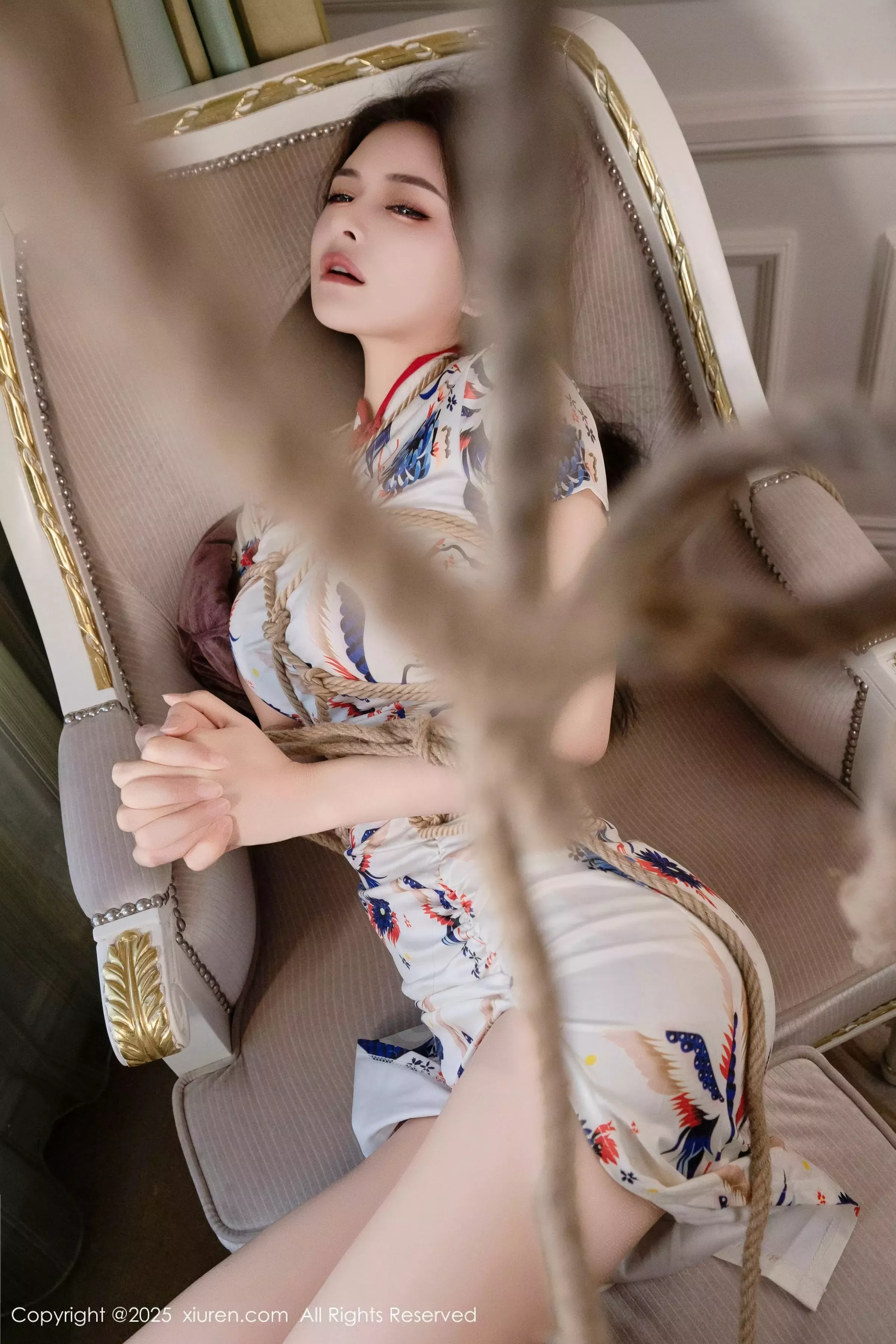 秀人集.com_[XiuRen秀人网]No.10452_模特灿宝情趣捆绑主题性感花色旗袍露肉色内衣秀魔鬼身材诱惑写真96P