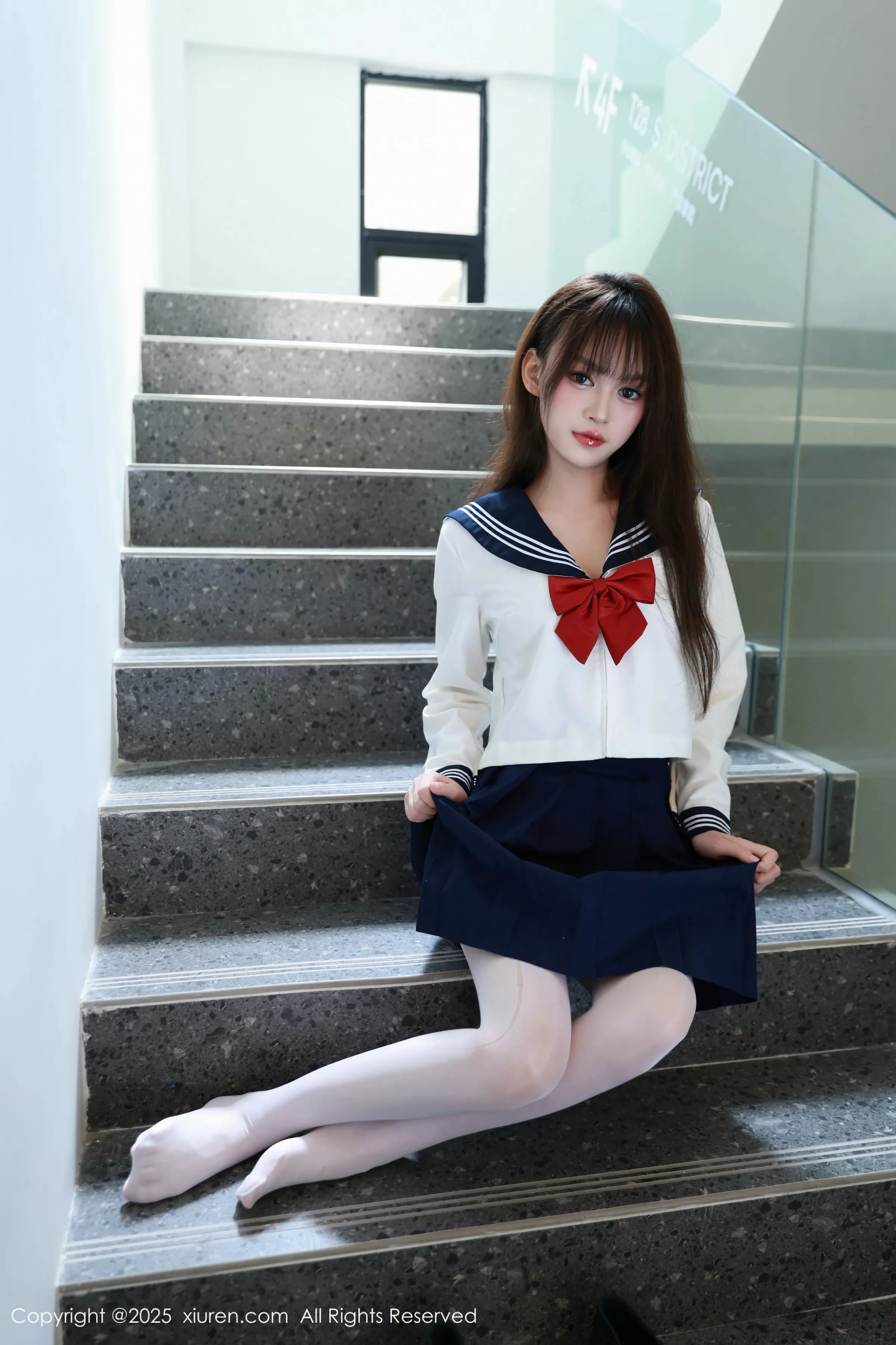 秀人集.com_[XiuRen秀人网]No.10458_新人模特糯咪性感JK制服配超薄白丝袜秀曼妙身姿撩人诱惑写真88P