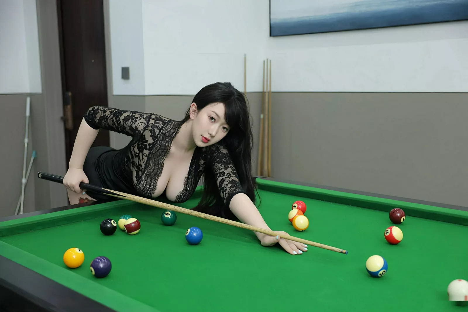 秀人集.com_[XiuRen秀人网]No.10572_新人模特李沁恩lrene性感黑色情趣内衣配黑丝吊袜秀美腿诱惑写真80P