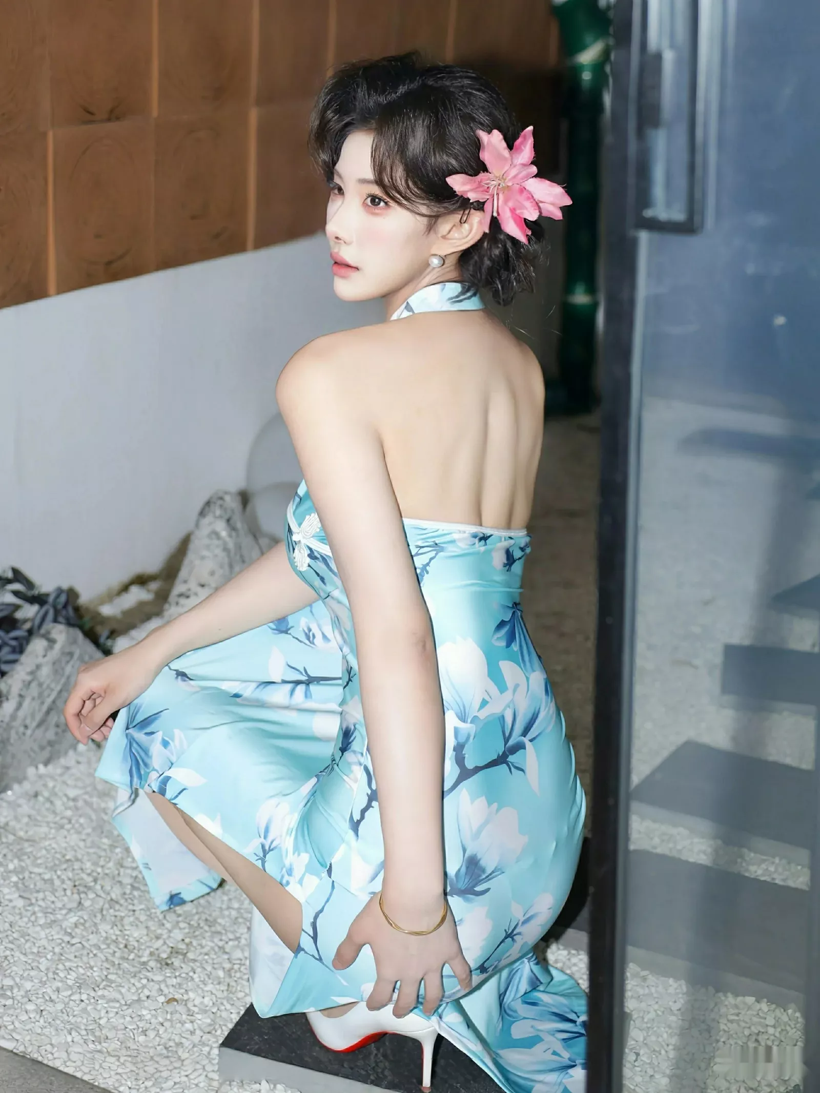 秀人集.com_[XiuRen秀人网]No.10594_模特梨霜儿性感青色情趣旗袍配超薄肉丝秀凹凸身材完美诱惑写真82P