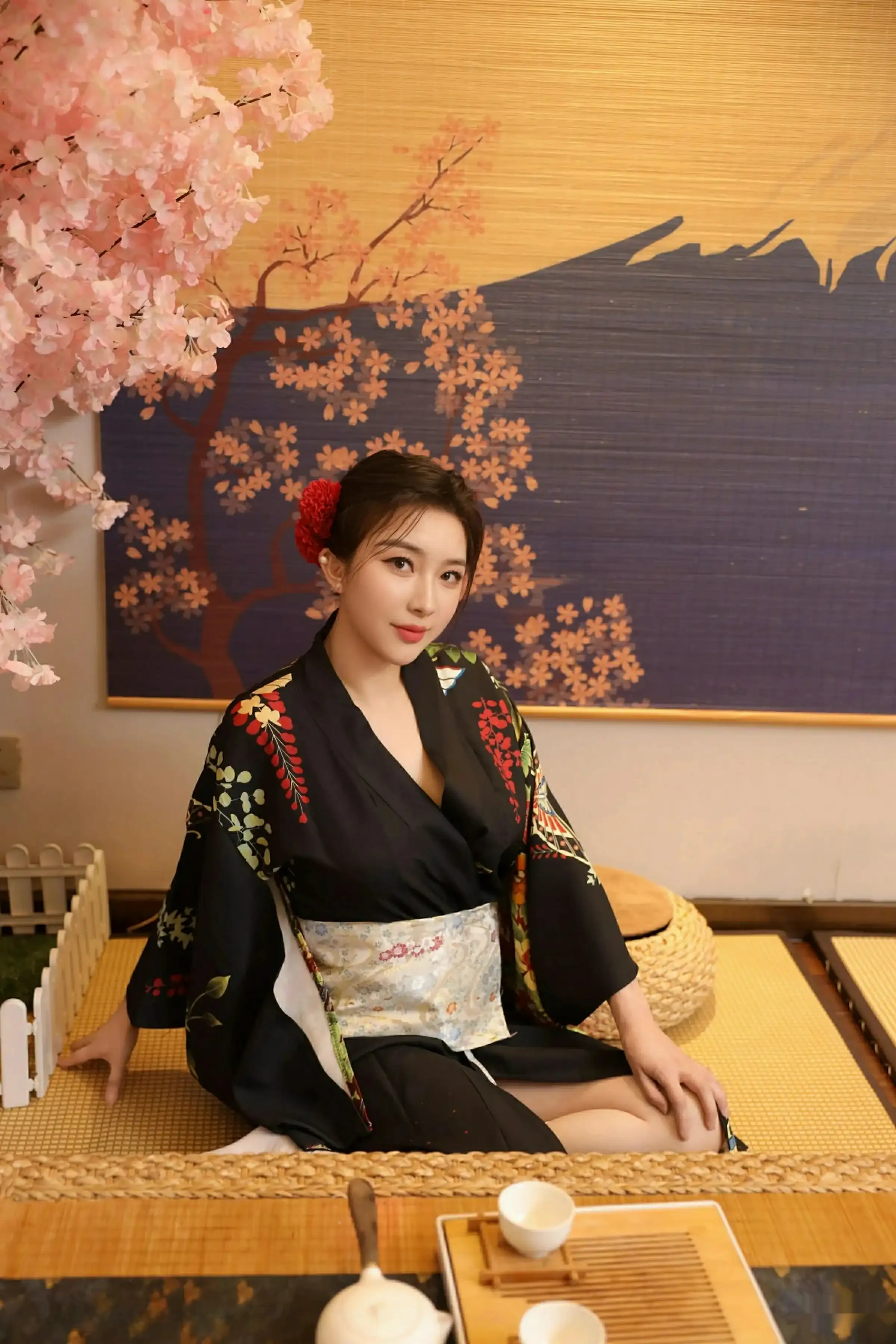 秀人集.com_[XiuRen秀人网]No.10627_模特苏一诺性感日系黑色服饰露红色内衣秀曼妙身材迷人诱惑写真80P