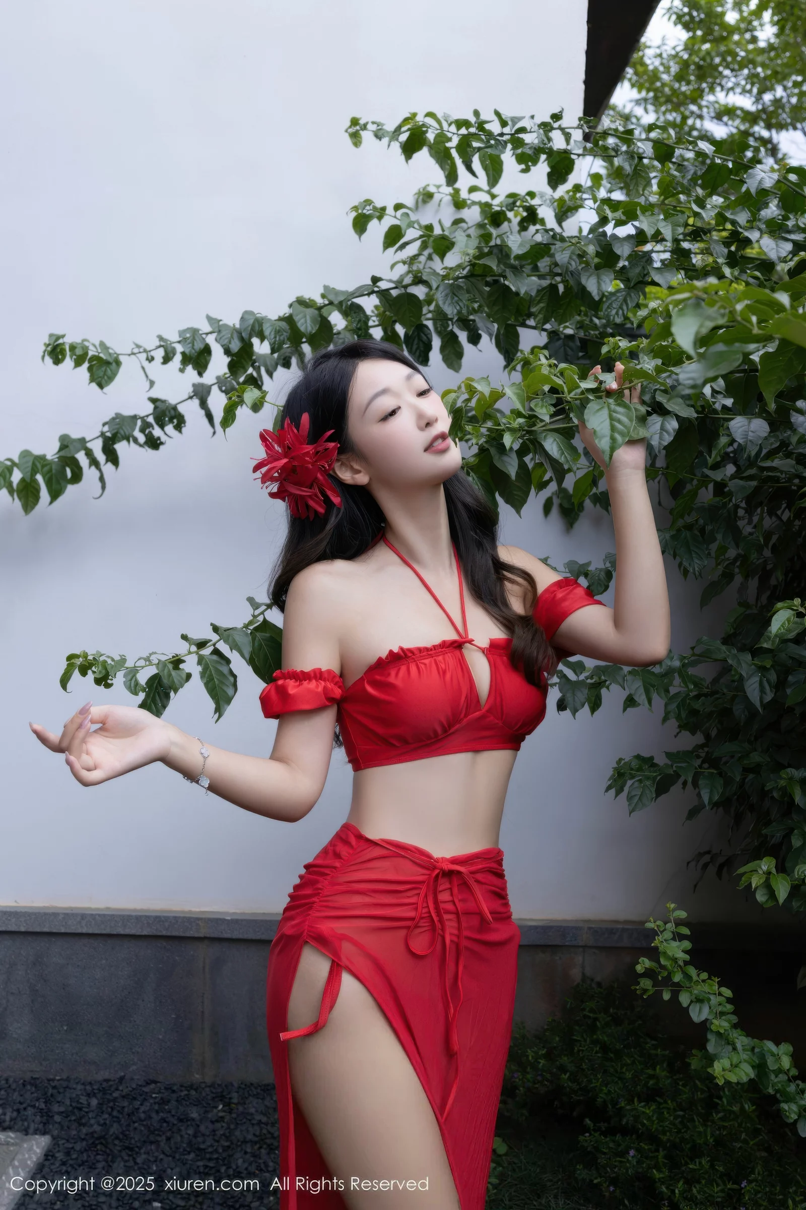 秀人集.com_[XiuRen秀人网]No.10662_模特唐安琪性感红色短裙露红色泳衣秀曼妙身姿迷人诱惑写真80P