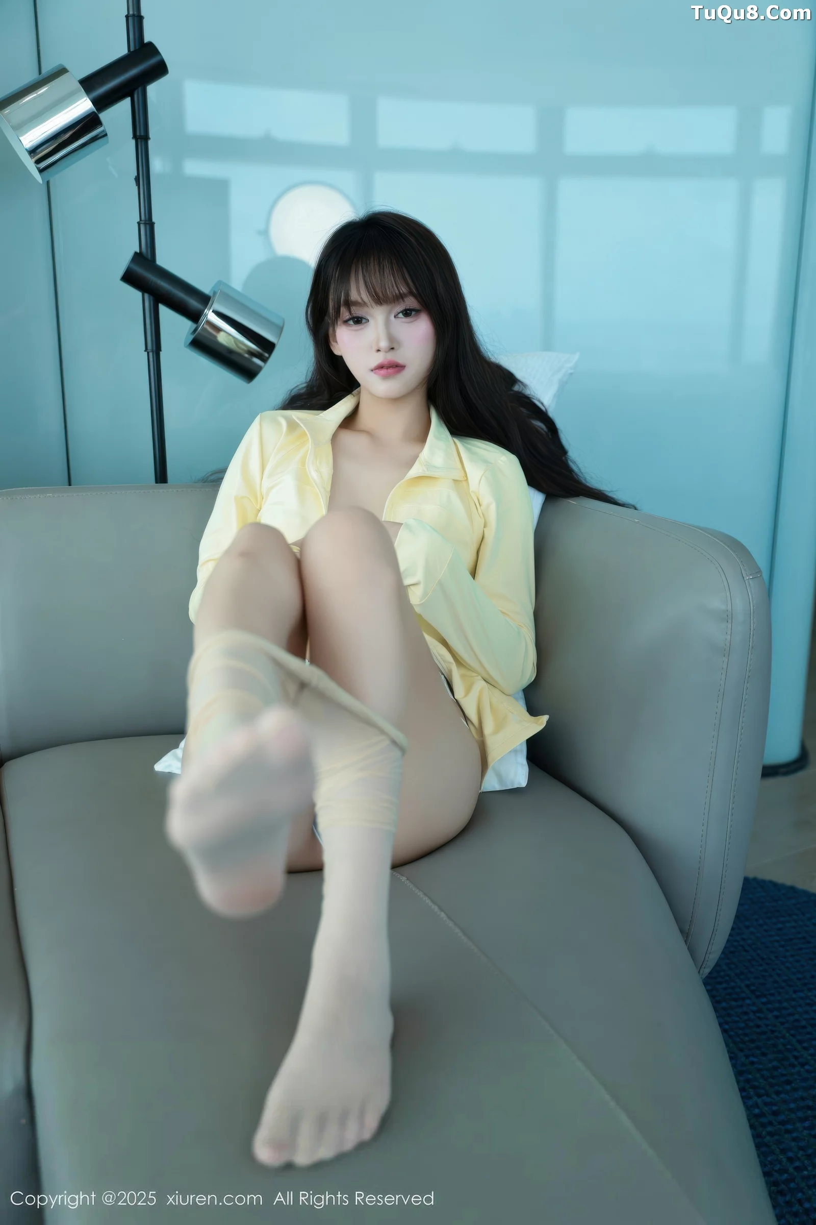 秀人集.com_[XiuRen秀人网]No.10702_模特糯咪性感白色低胸连衣短裙配白色丝袜秀完美身材诱惑写真82P