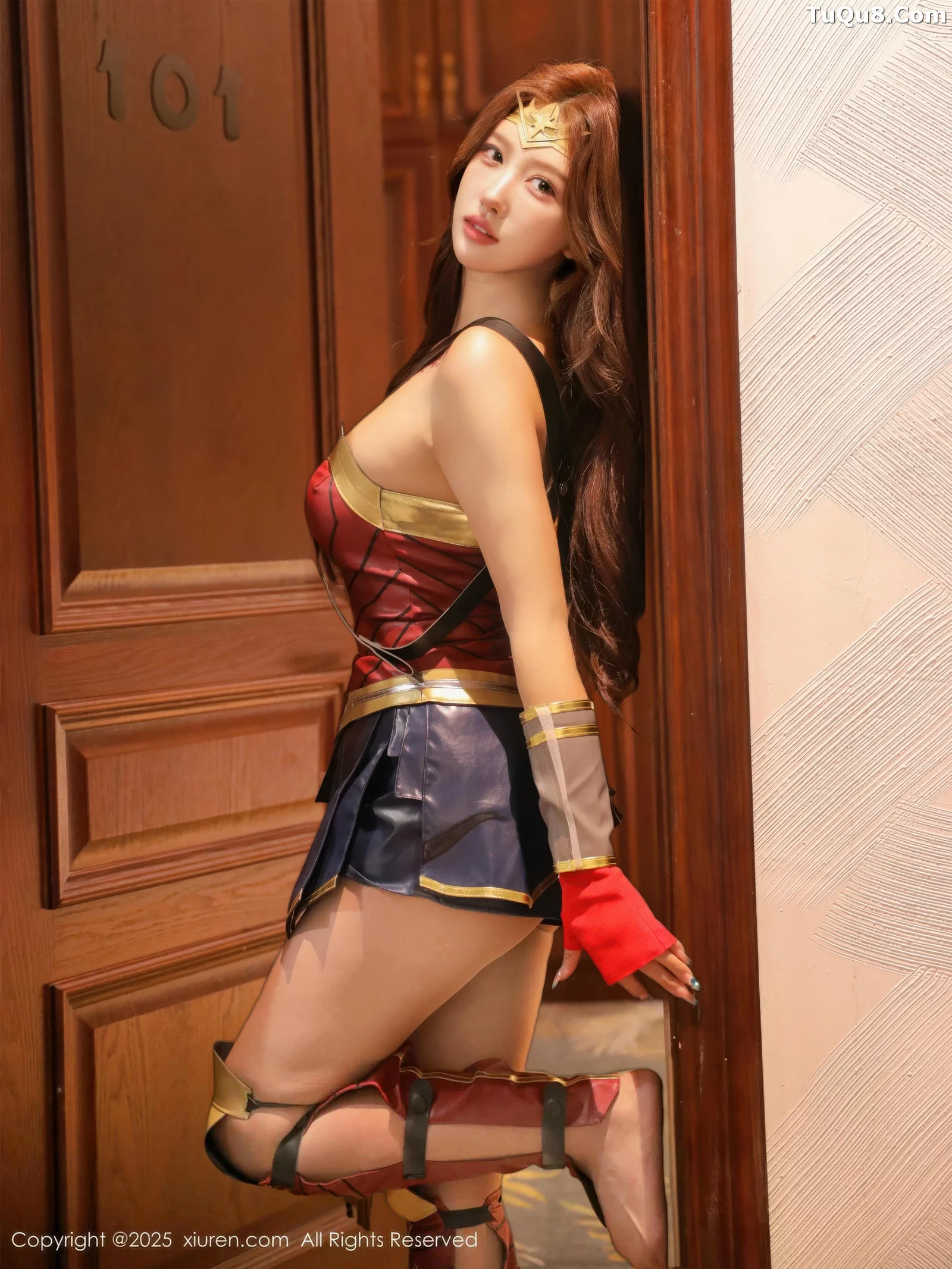 秀人集.com_[XiuRen秀人网]No.10710_模特金允希Yuki性感Cos神奇女侠服饰秀完美身材迷人诱惑写真80P