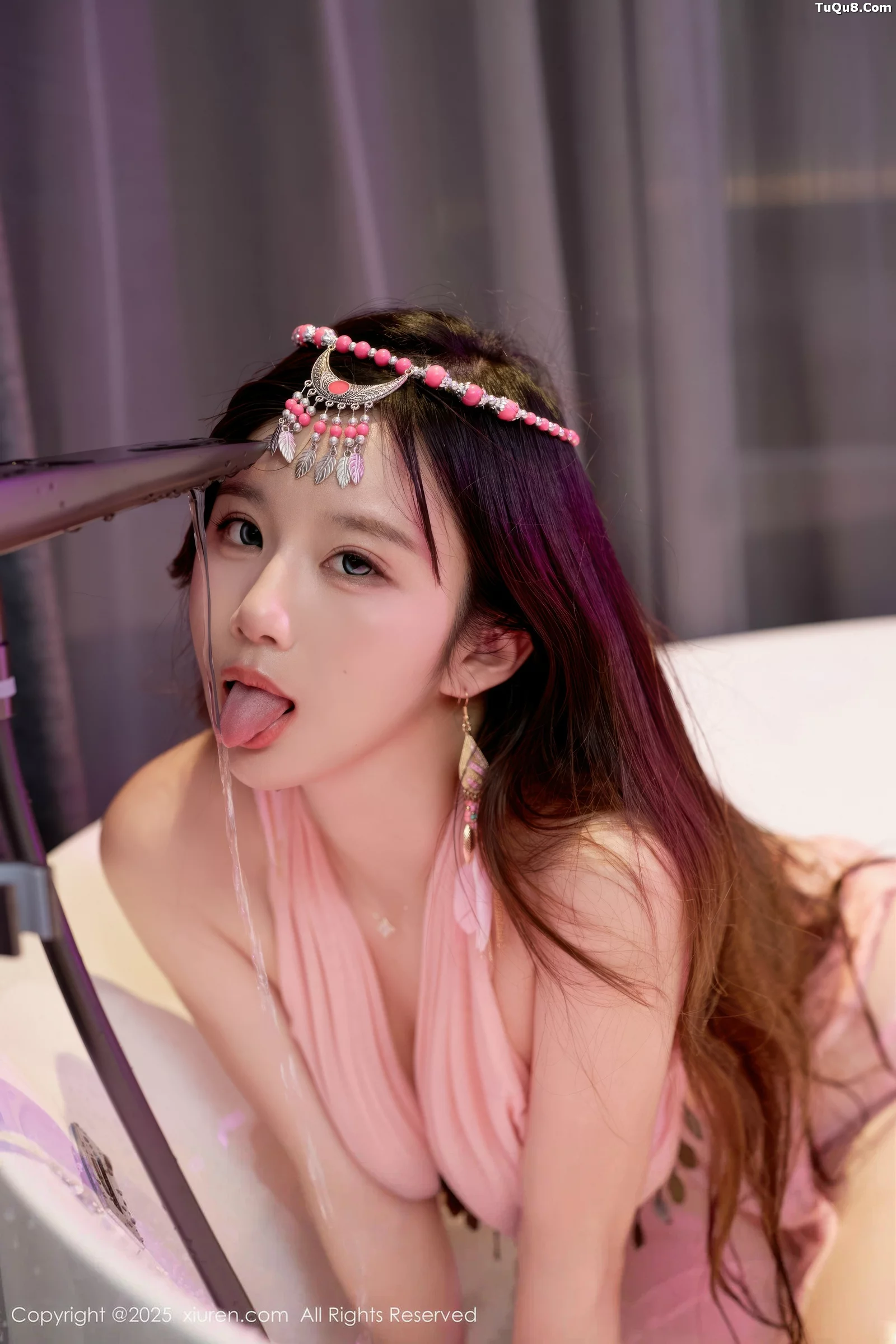 秀人集.com_[XiuRen秀人网]No.10731_模特小肉肉咪浴缸场景性感异域风情服饰秀凹凸身材撩人诱惑写真58P