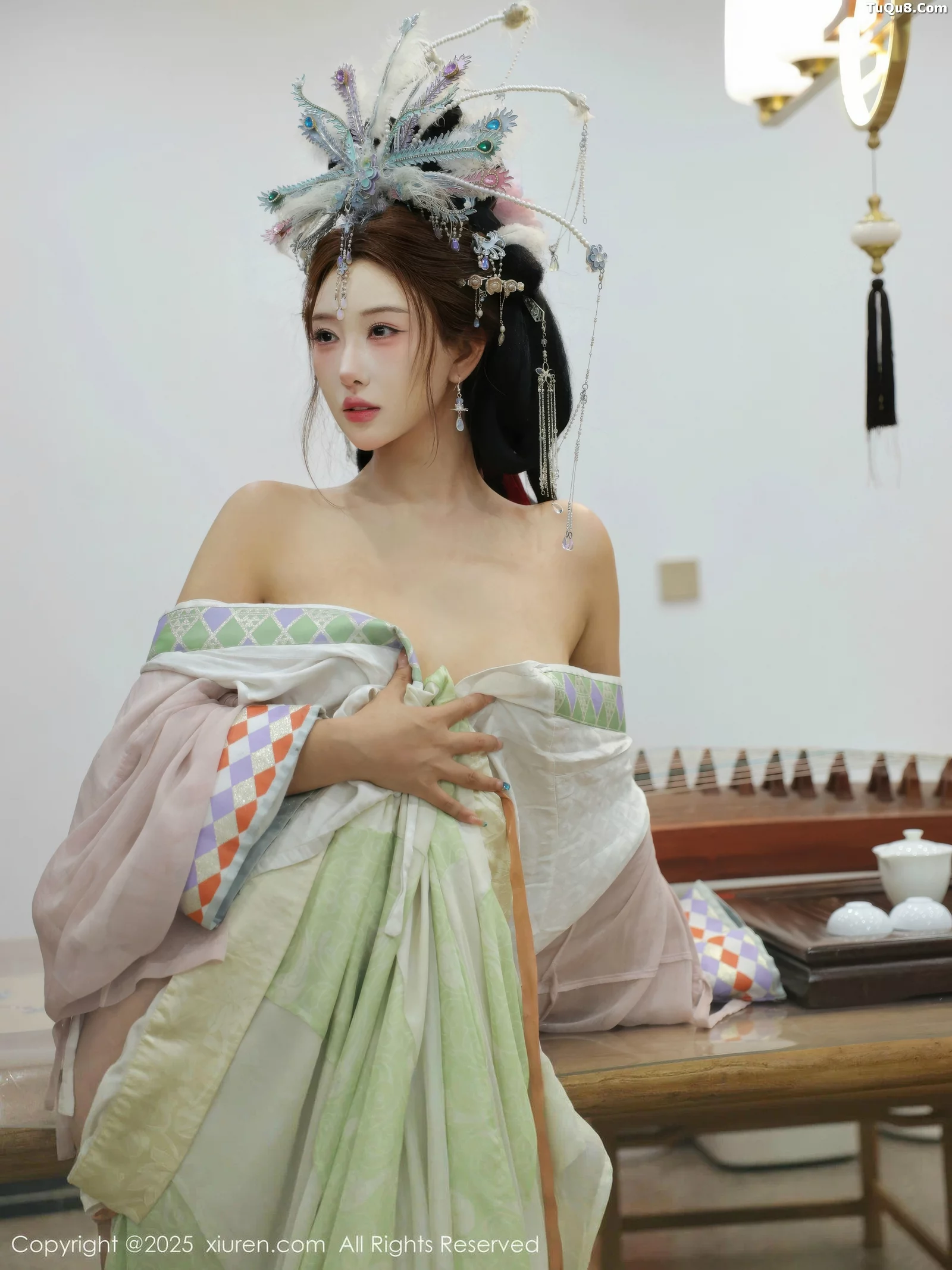 秀人集.com_[XiuRen秀人网]No.10736_模特金允希Yuki性感浅色古装薄纱服饰秀丰腴身材迷人诱惑写真80P