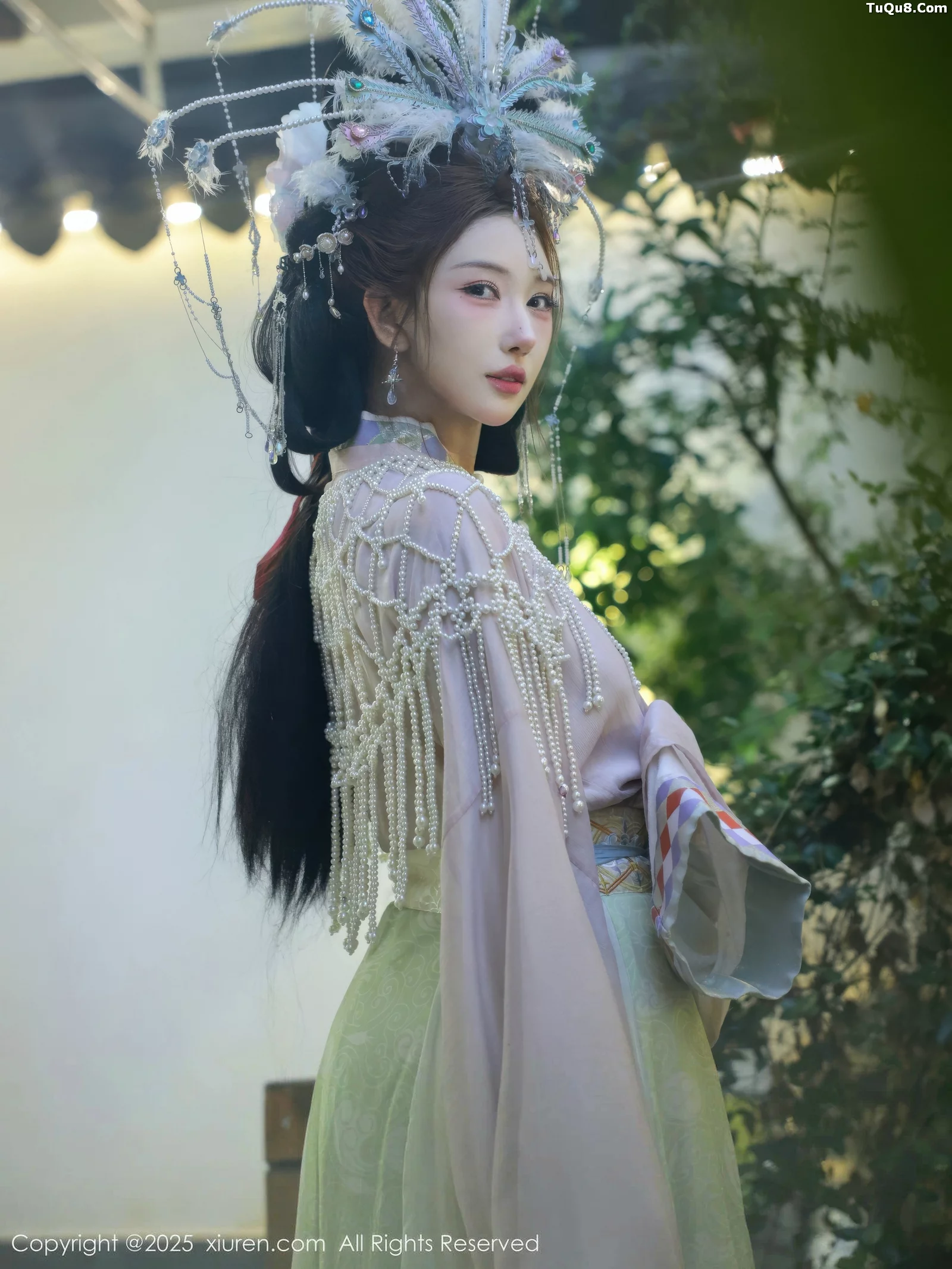 秀人集.com_[XiuRen秀人网]No.10736_模特金允希Yuki性感浅色古装薄纱服饰秀丰腴身材迷人诱惑写真80P