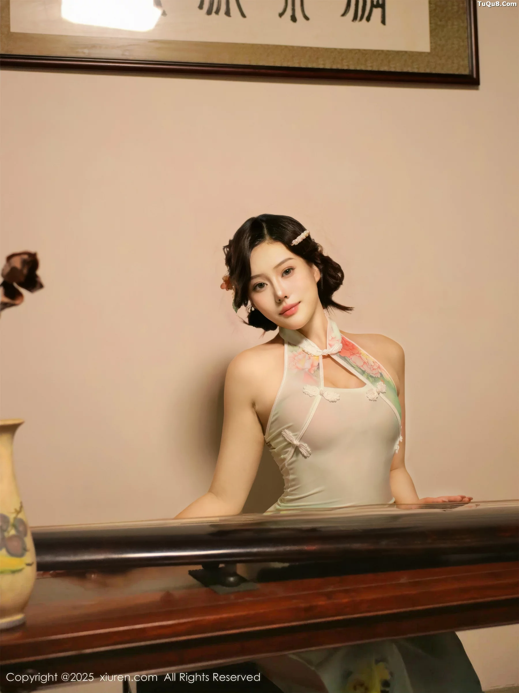 秀人集.com_[XiuRen秀人网]No.10749_新人模特莉莉安娜o性感绿色旗袍配超薄肉丝秀丰满身材诱惑写真73P