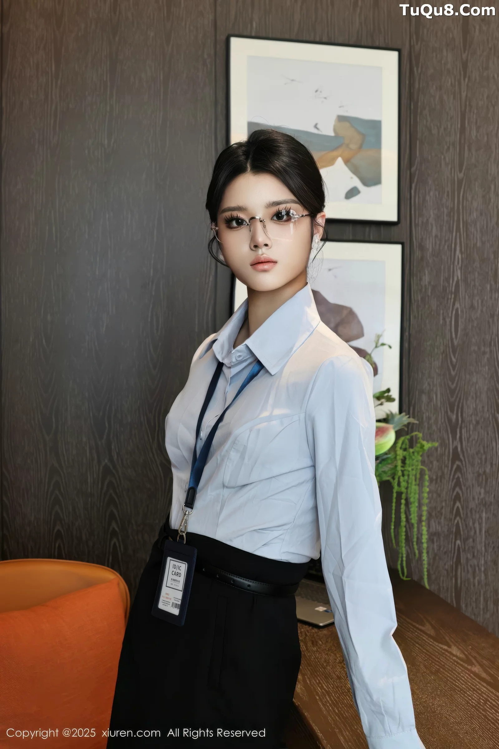 秀人集.com_[XiuRen秀人网]No.10674_模特糯梨子性感蓝色衬衫配黑短裙露超薄肉丝秀曼妙身姿诱惑写真60P