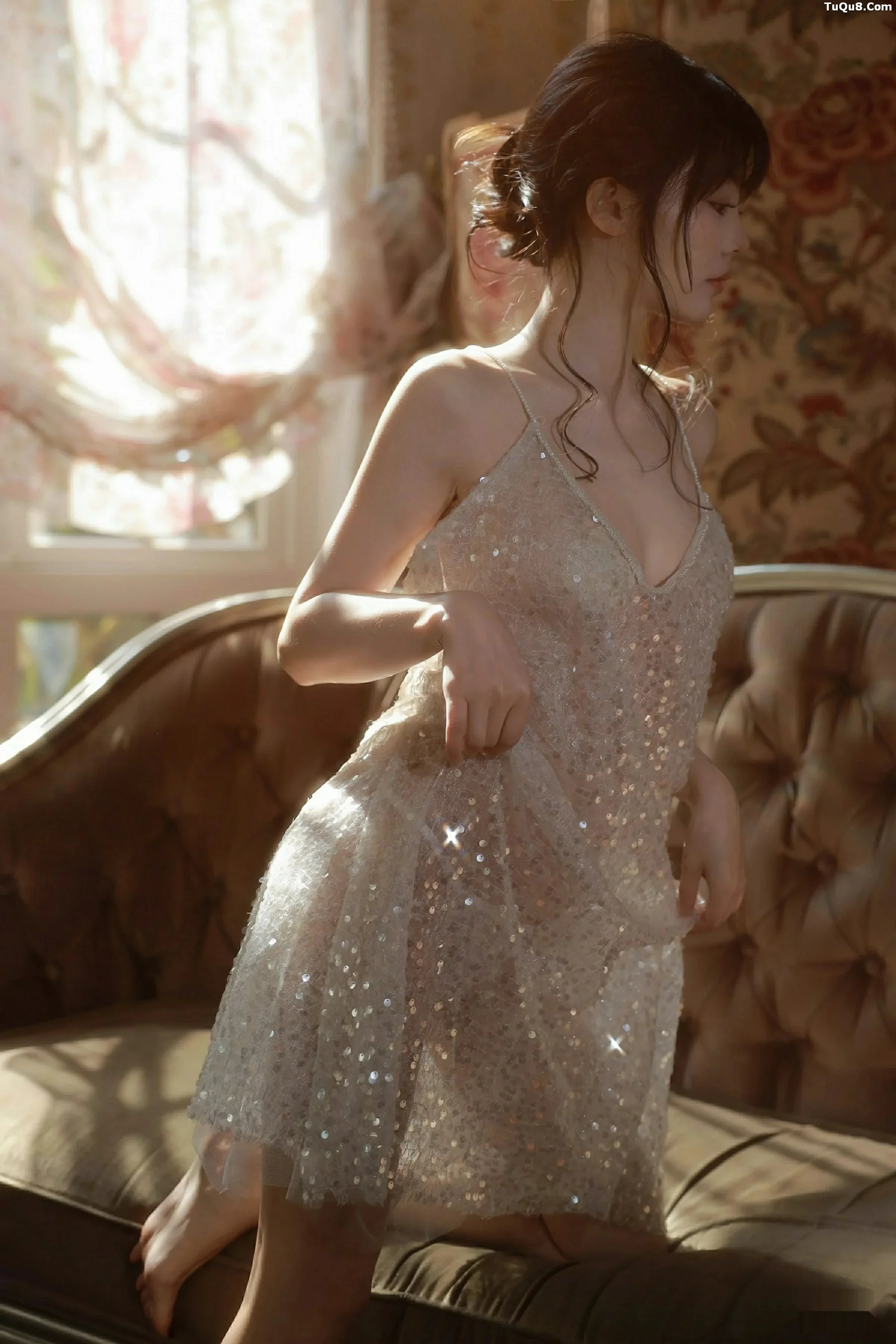 秀人集.com_[XiuRen秀人网]No.10799_模特佘贝拉Bella性感连衣长裙露白色情趣内衣秀完美身材诱惑写真73P