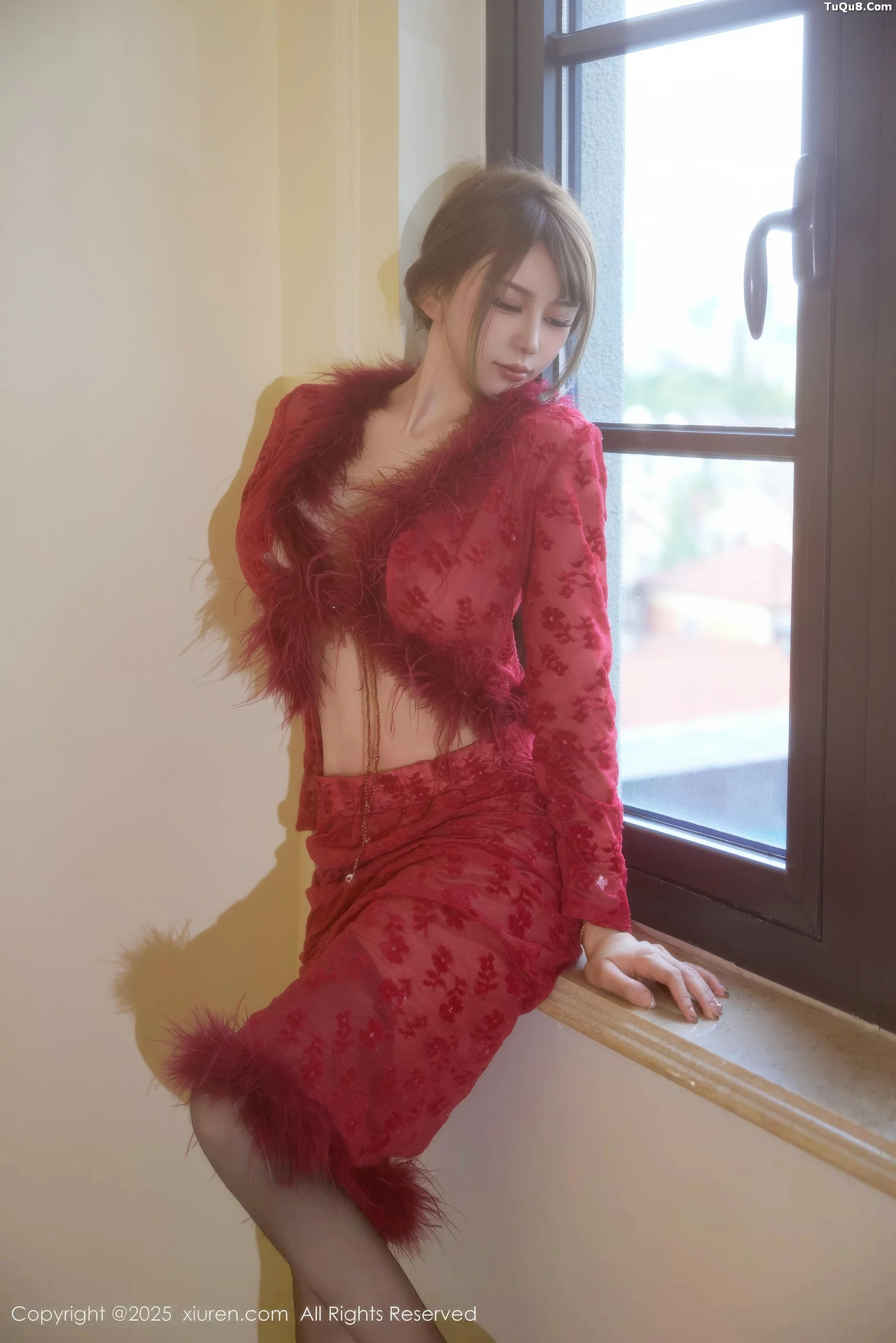 秀人集.com_[XiuRen秀人网]No.10848_模特Zoe柚柚性感红色复古服饰配超薄黑丝秀凹凸身材诱惑写真52P