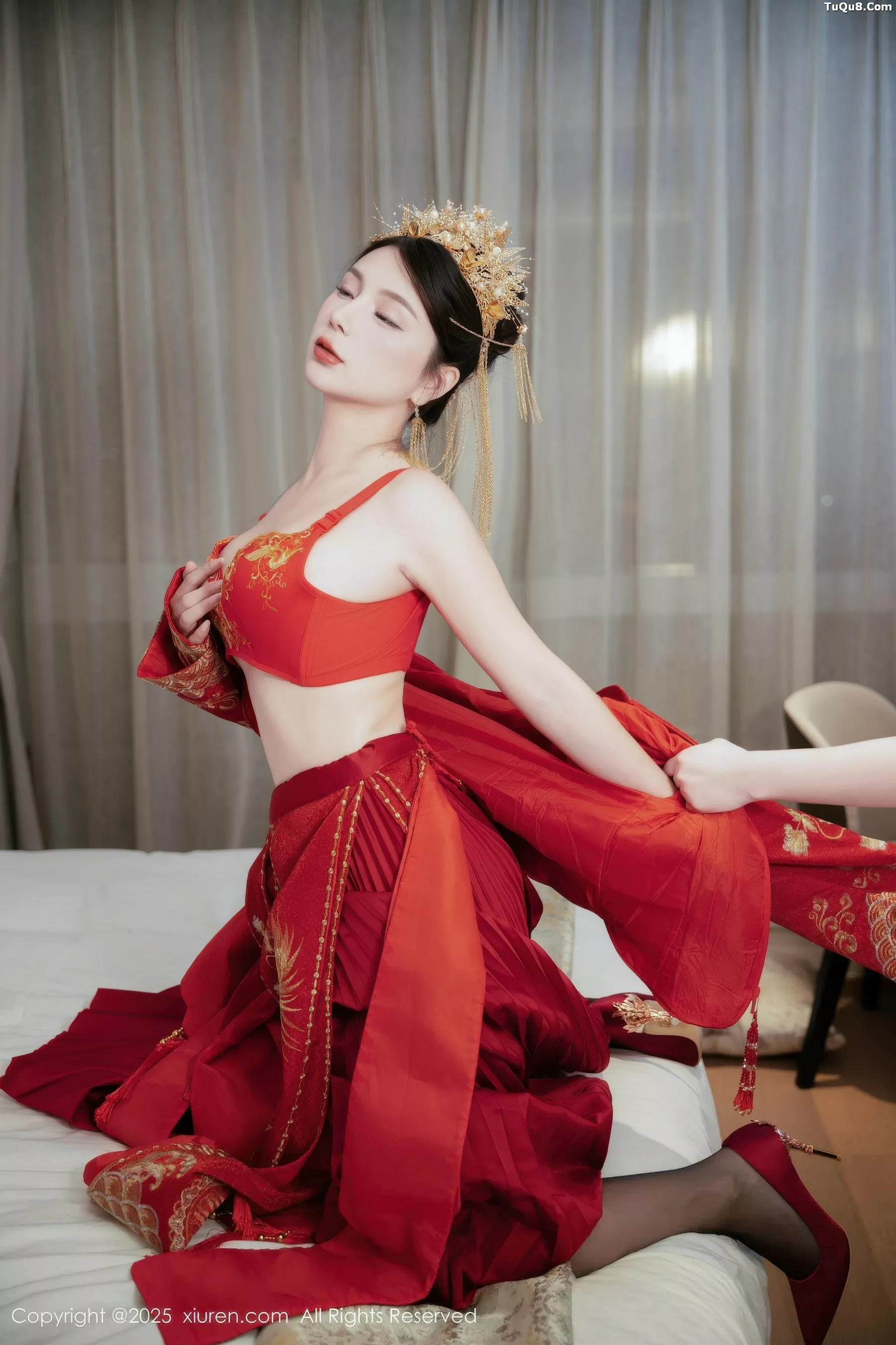 秀人集.com_[XiuRen秀人网]No.10865_模特小蛮妖Yummy性感红色新娘服配超薄黑丝秀完美身材诱惑写真66P