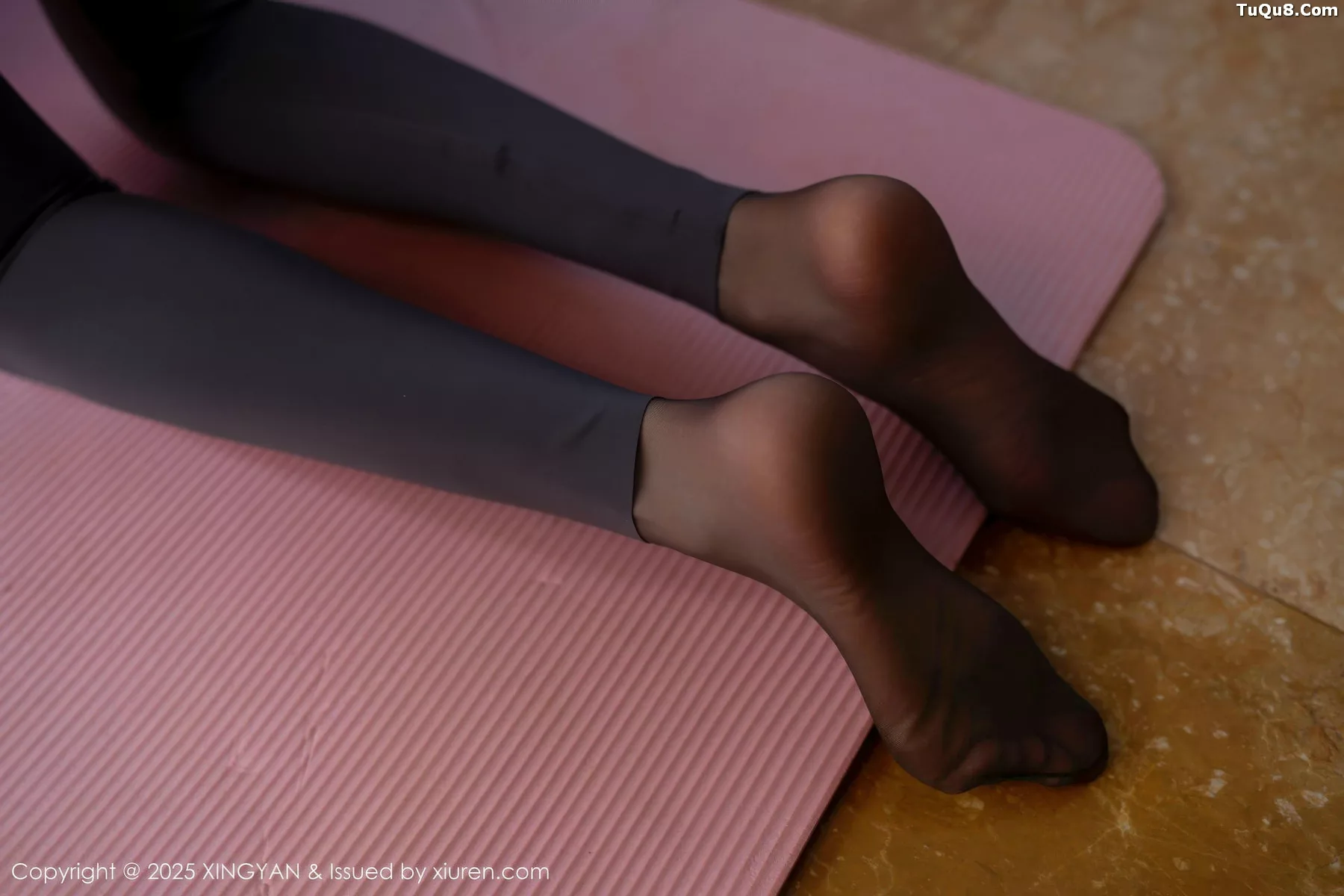 秀人集.com_[XINGYAN星颜社]VOL.423_模特李丽莎性感玫红色瑜伽服饰露超薄黑丝秀曼妙身姿诱惑写真68P