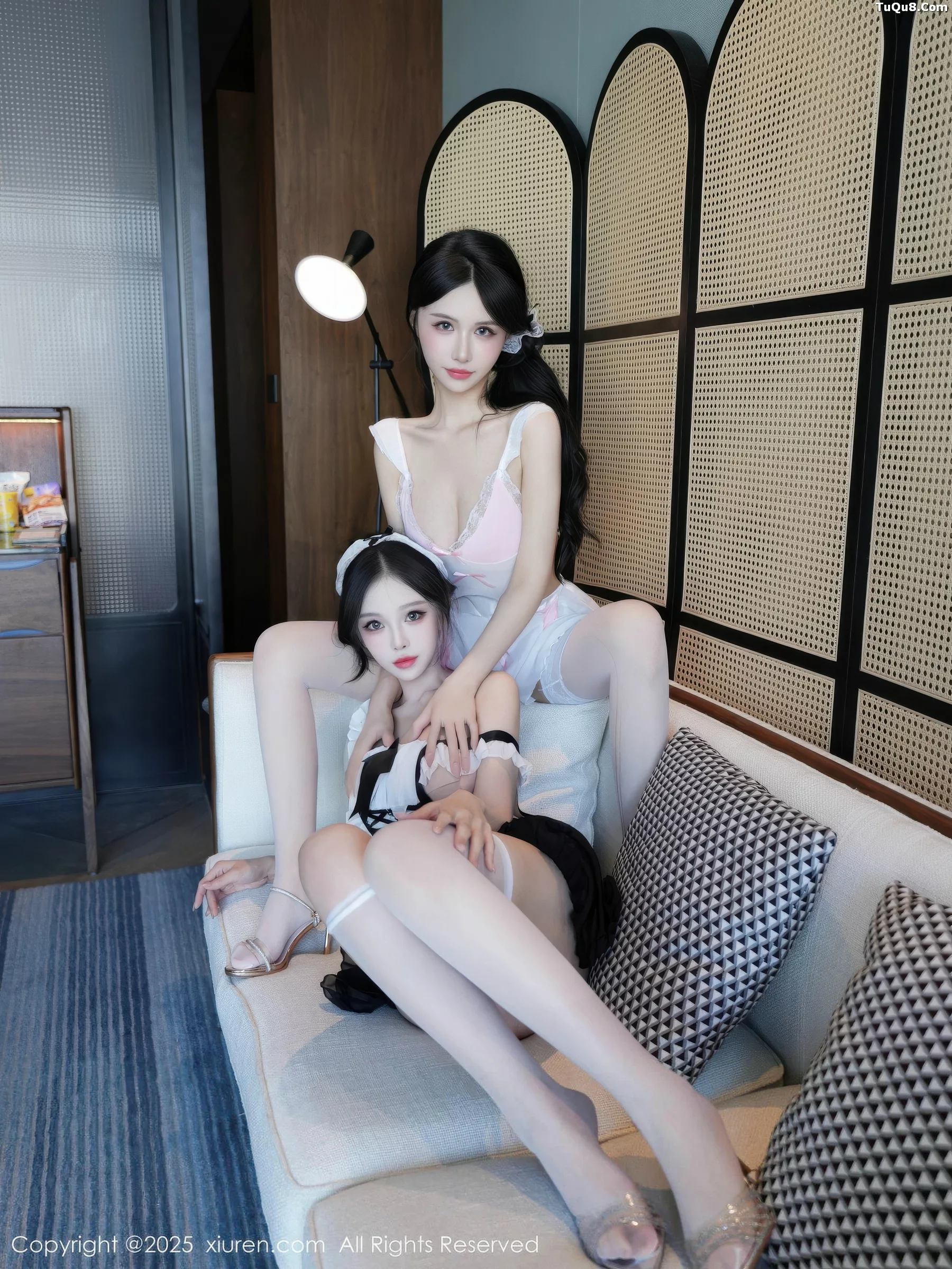 秀人集.com_[XiuRen秀人网]No.10961_模特合集shelly诗莉吖私房性感姐妹花白色丝袜秀曼妙身姿诱惑写真53P