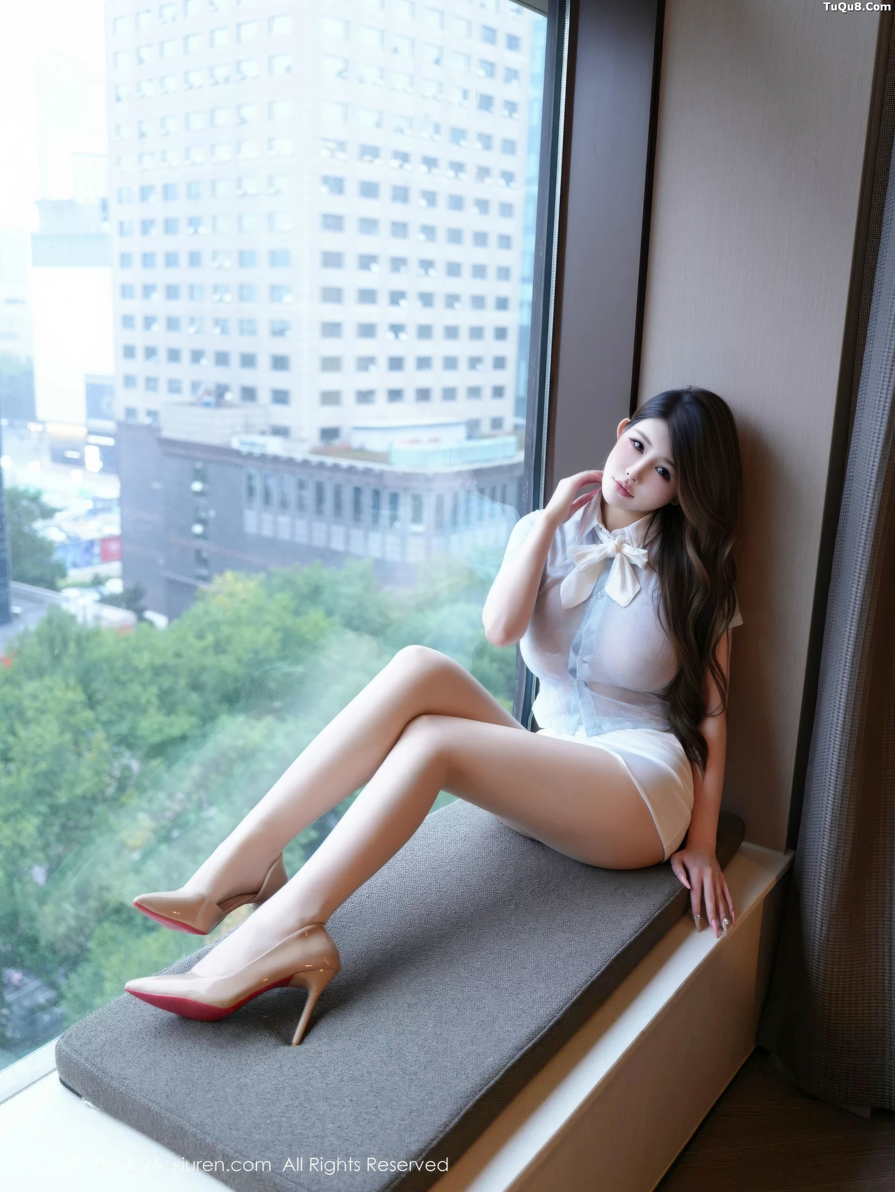 秀人集.com_[XiuRen秀人网]No.10973_模特甜妮性感薄透上衣配白色短裙露超薄肉丝秀丰腴身姿诱惑写真66P