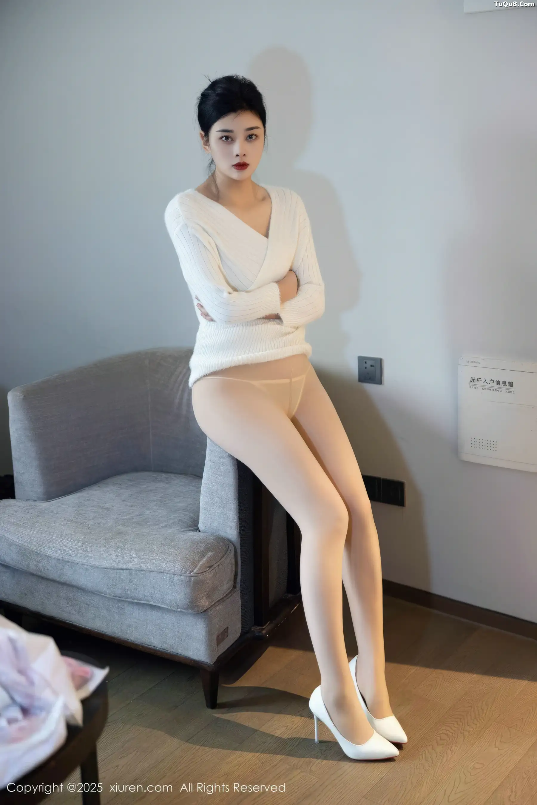 秀人集.com_[XiuRen秀人网]No.10986_模特徐清妍性感白色毛衣露黑色内衣配超薄肉丝秀曼妙身姿诱惑写真86P