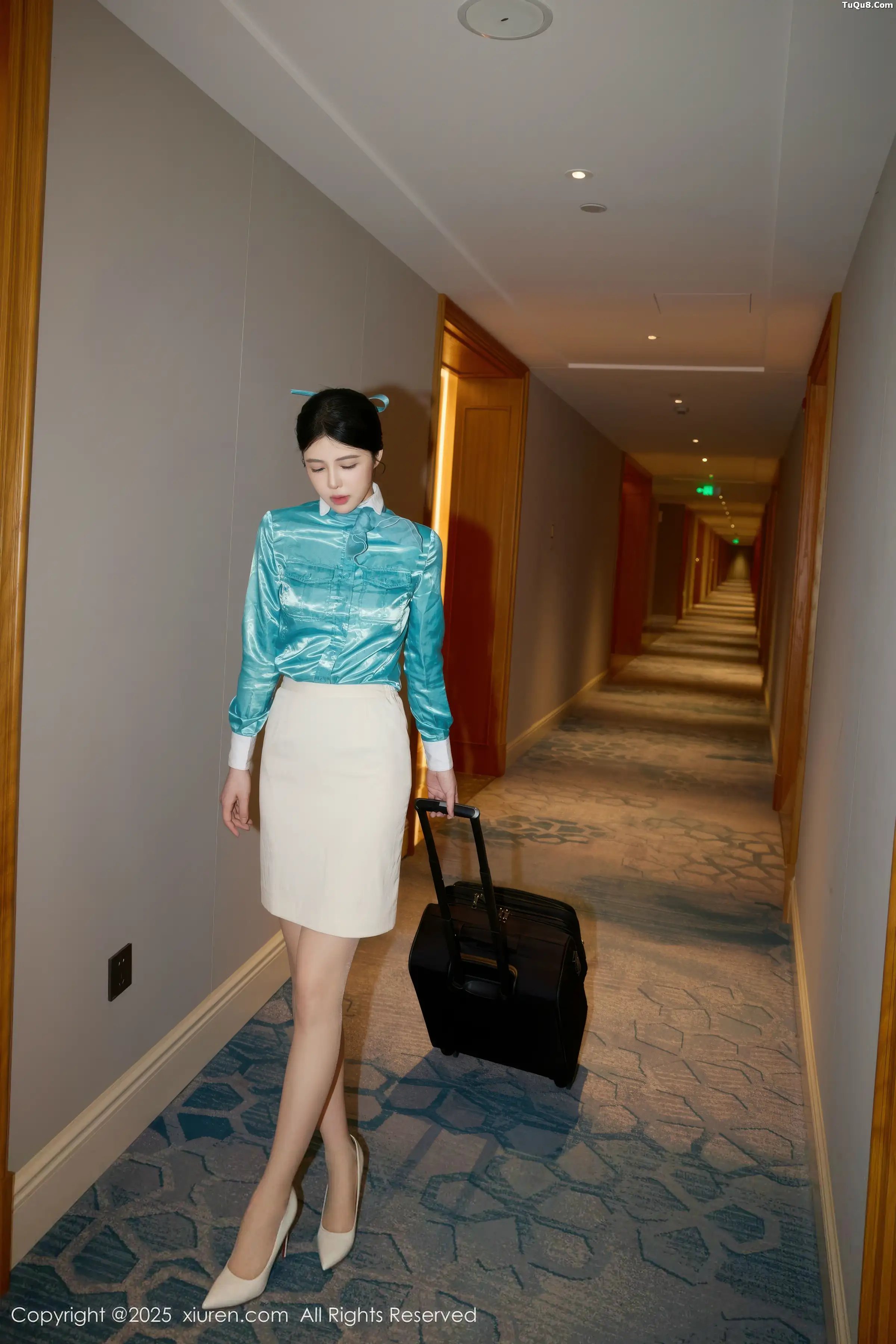 秀人集.com_[XiuRen秀人网]No.10998_模特方蕾蕾性感空姐制服露白色内衣配开档肉丝秀凹凸身材诱惑写真77P