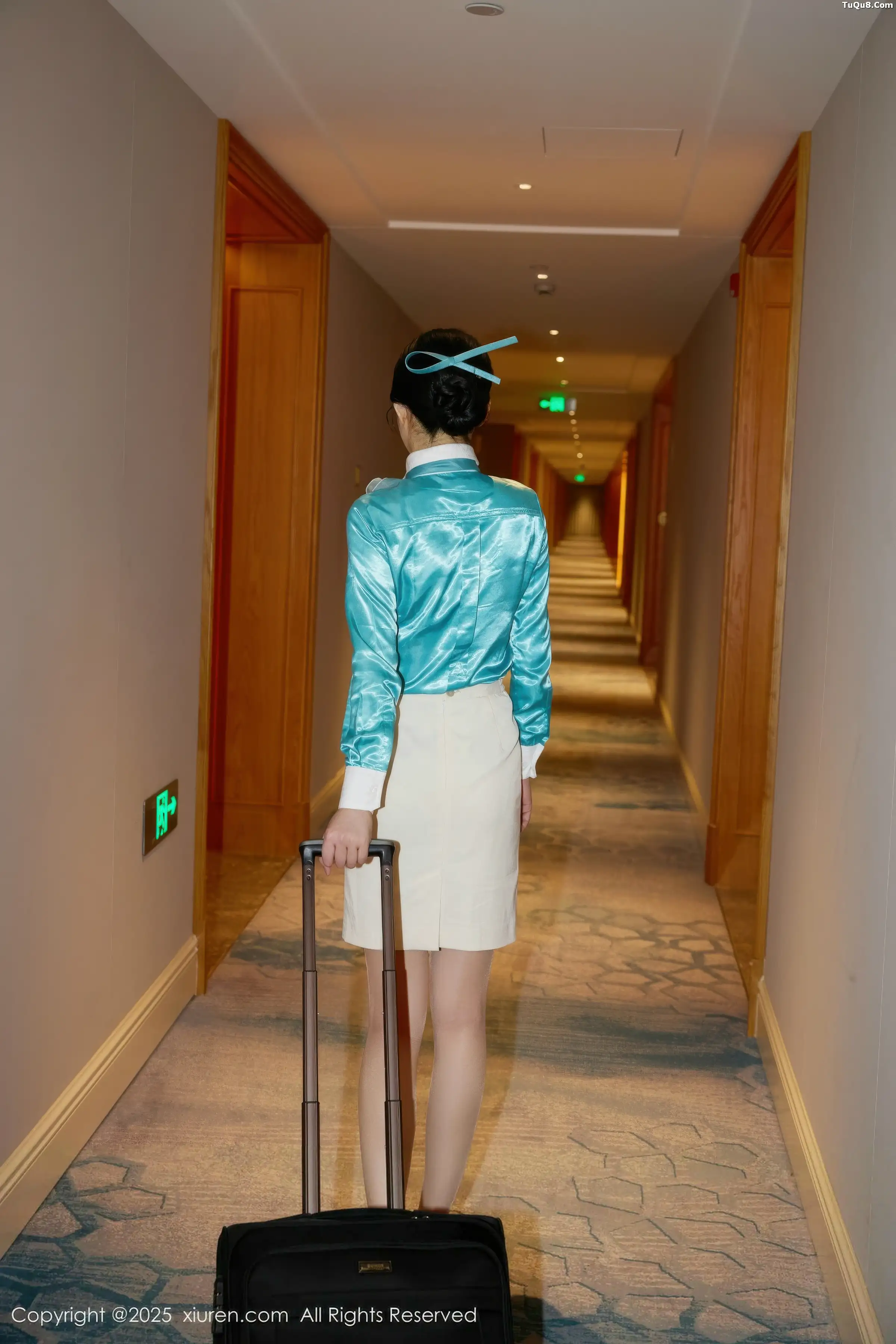 秀人集.com_[XiuRen秀人网]No.10998_模特方蕾蕾性感空姐制服露白色内衣配开档肉丝秀凹凸身材诱惑写真77P