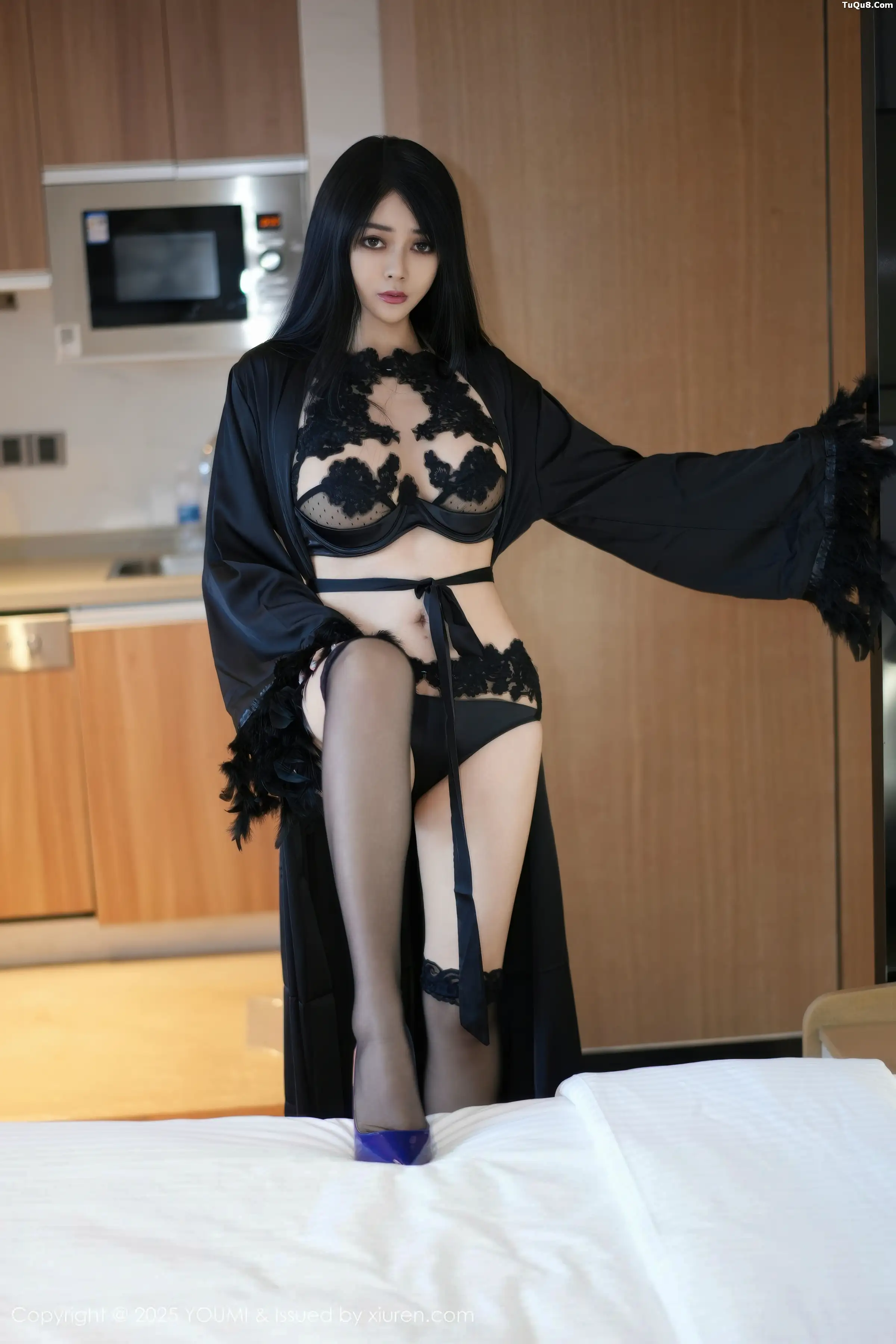 秀人集.com_[YouMi尤蜜荟]Vol.1181_模特凯竹Quinn性感黑色情趣内衣配黑色丝袜秀丰腴身姿诱惑写真62P