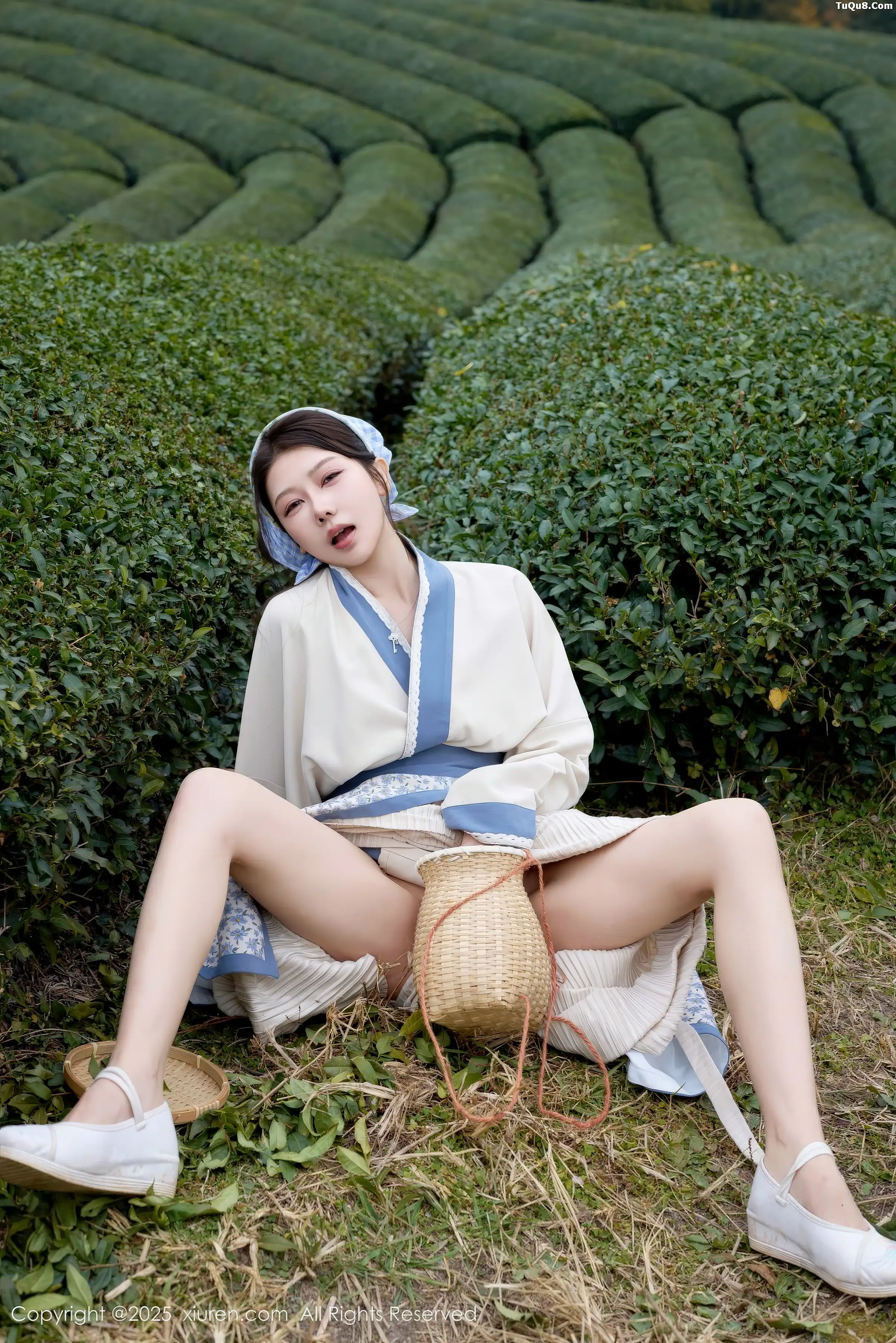 秀人集.com_[XiuRen秀人网]No.11098_模特尹甜甜户外采茶姑娘装扮性感长裙秀翘臀美腿迷人诱惑写真61P